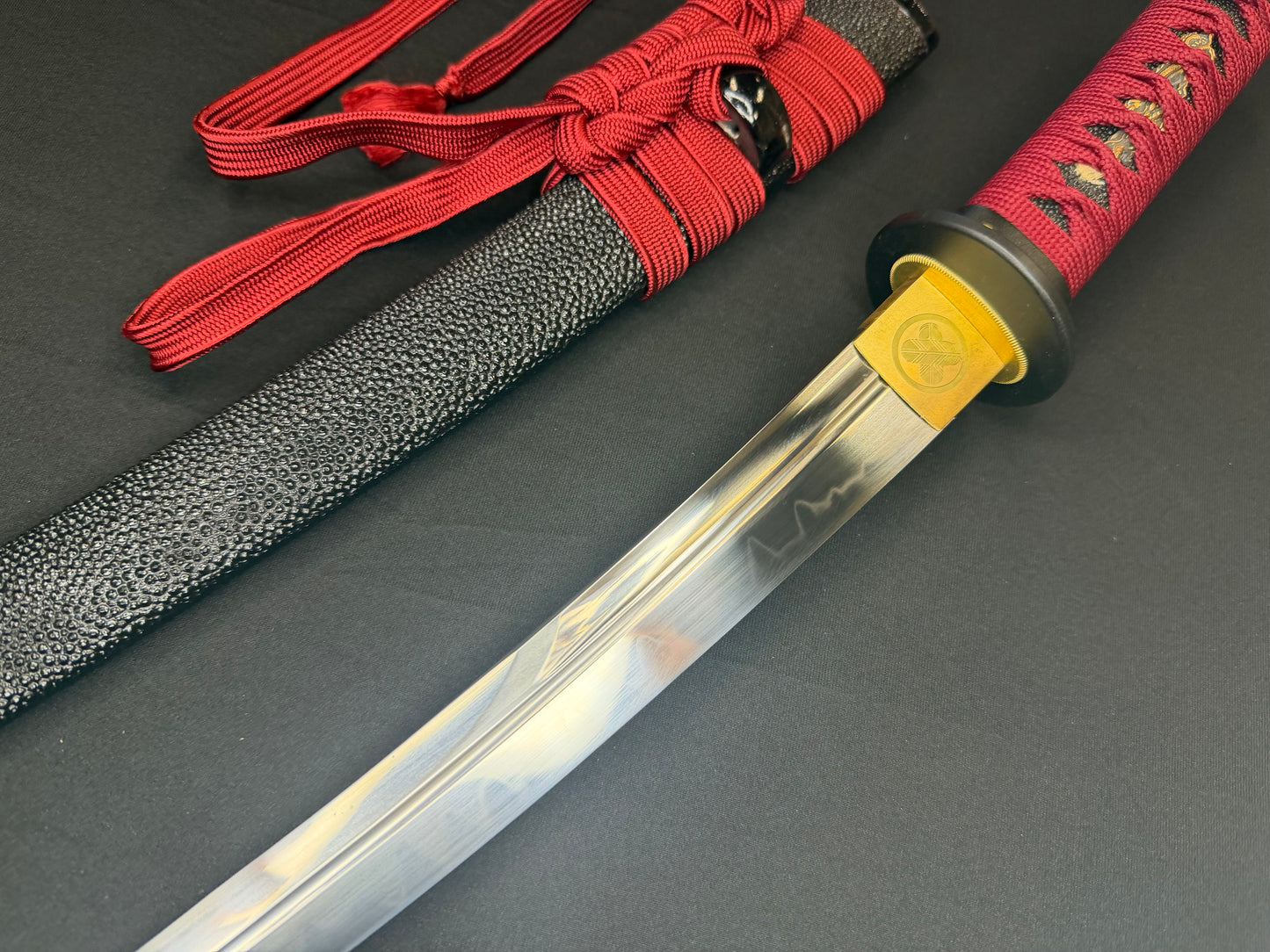 Phoenix Armory Tanto - Crimson Hawk Kanmuri Otoshi Zukuri T10