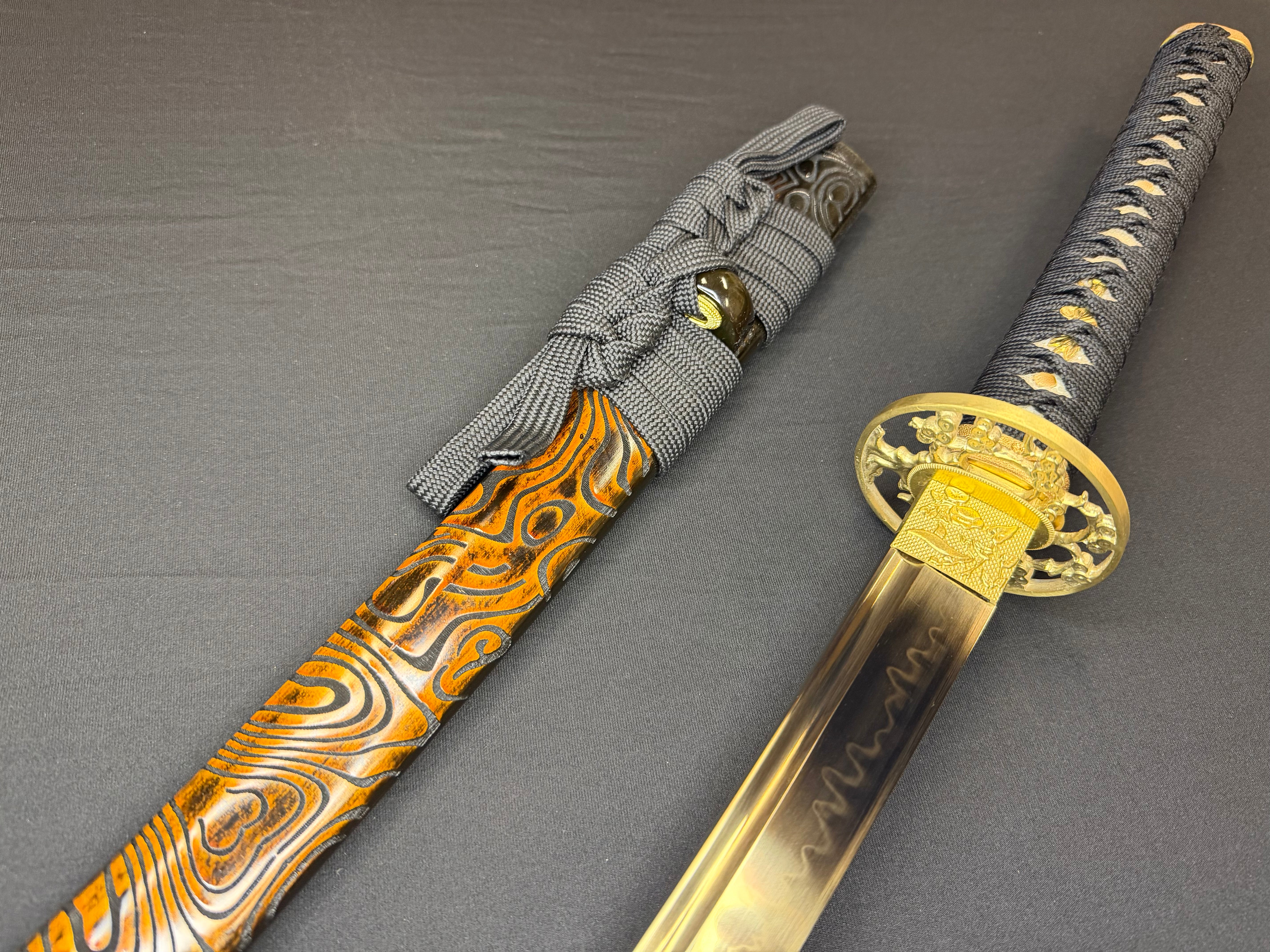 Phoenix Armory Katana - Golden Sentinel T10