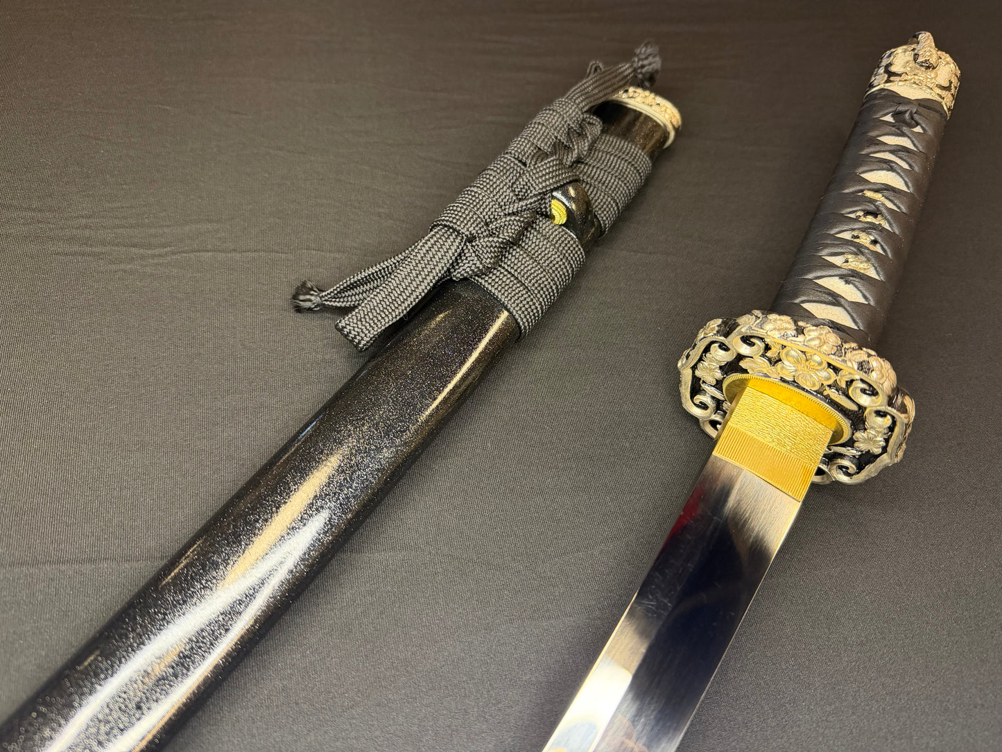 Cloudhammer Naga Wakizashi - Onyx Cherry S5e
