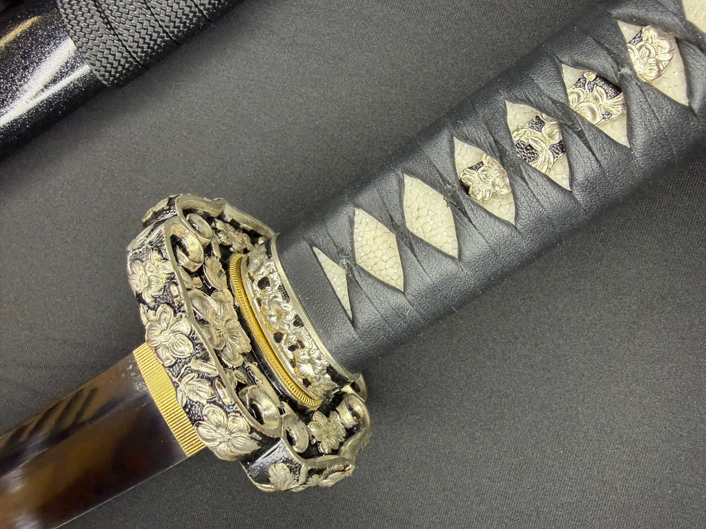 Cloudhammer Naga Wakizashi - Onyx Cherry S5e