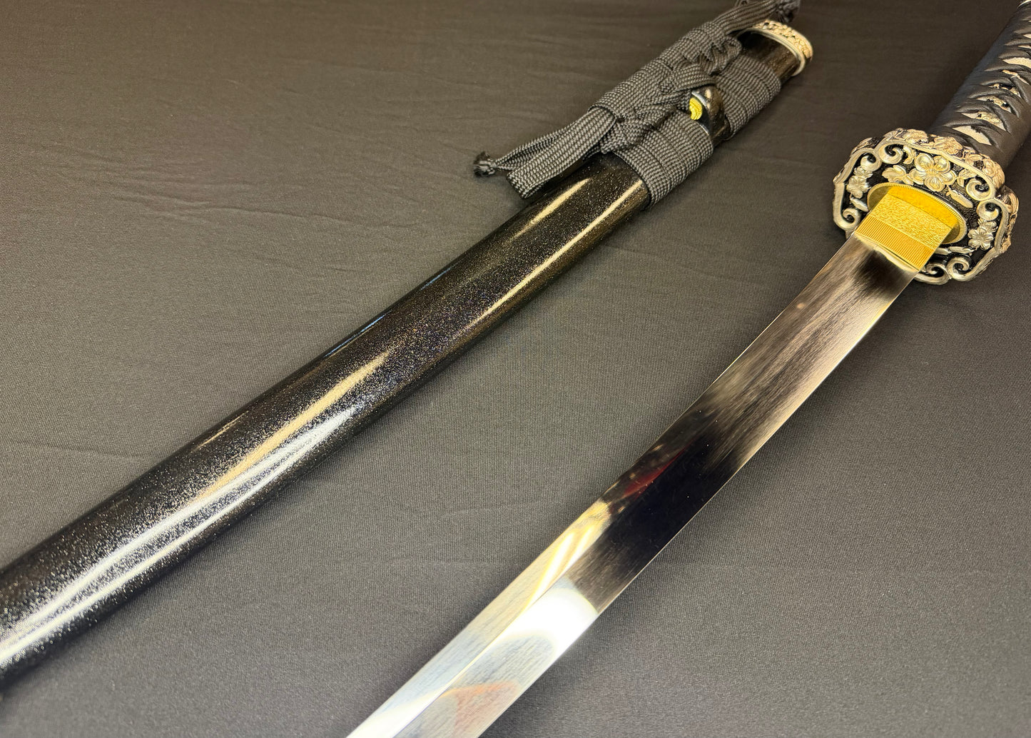 Cloudhammer Naga Wakizashi - Onyx Cherry S5e
