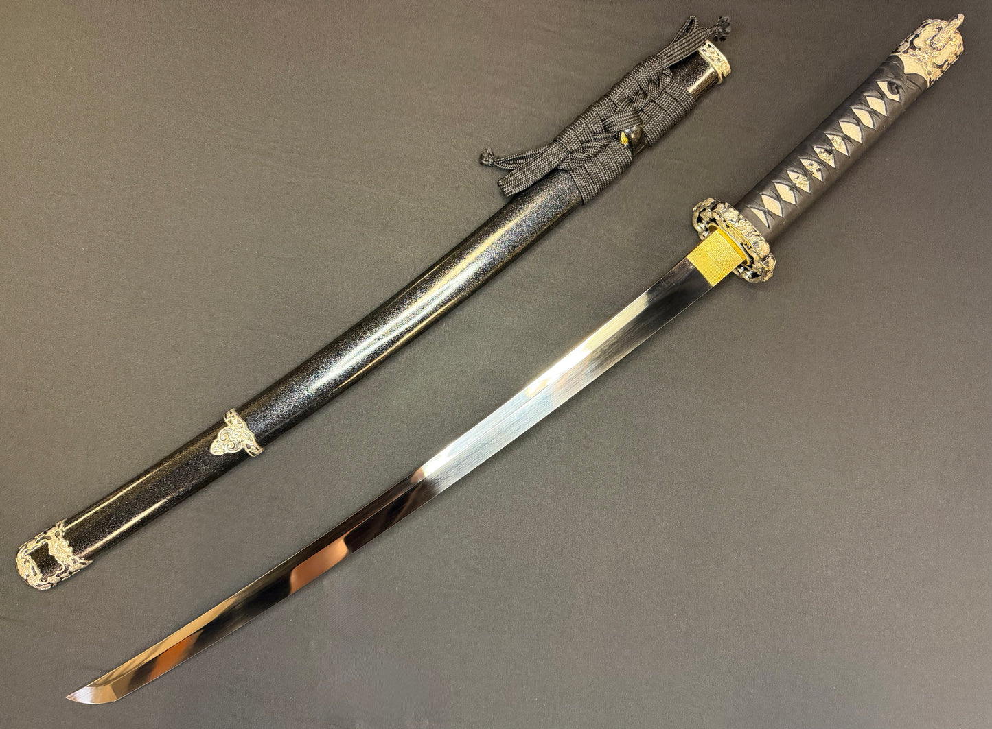 Cloudhammer Naga Wakizashi - Onyx Cherry S5e