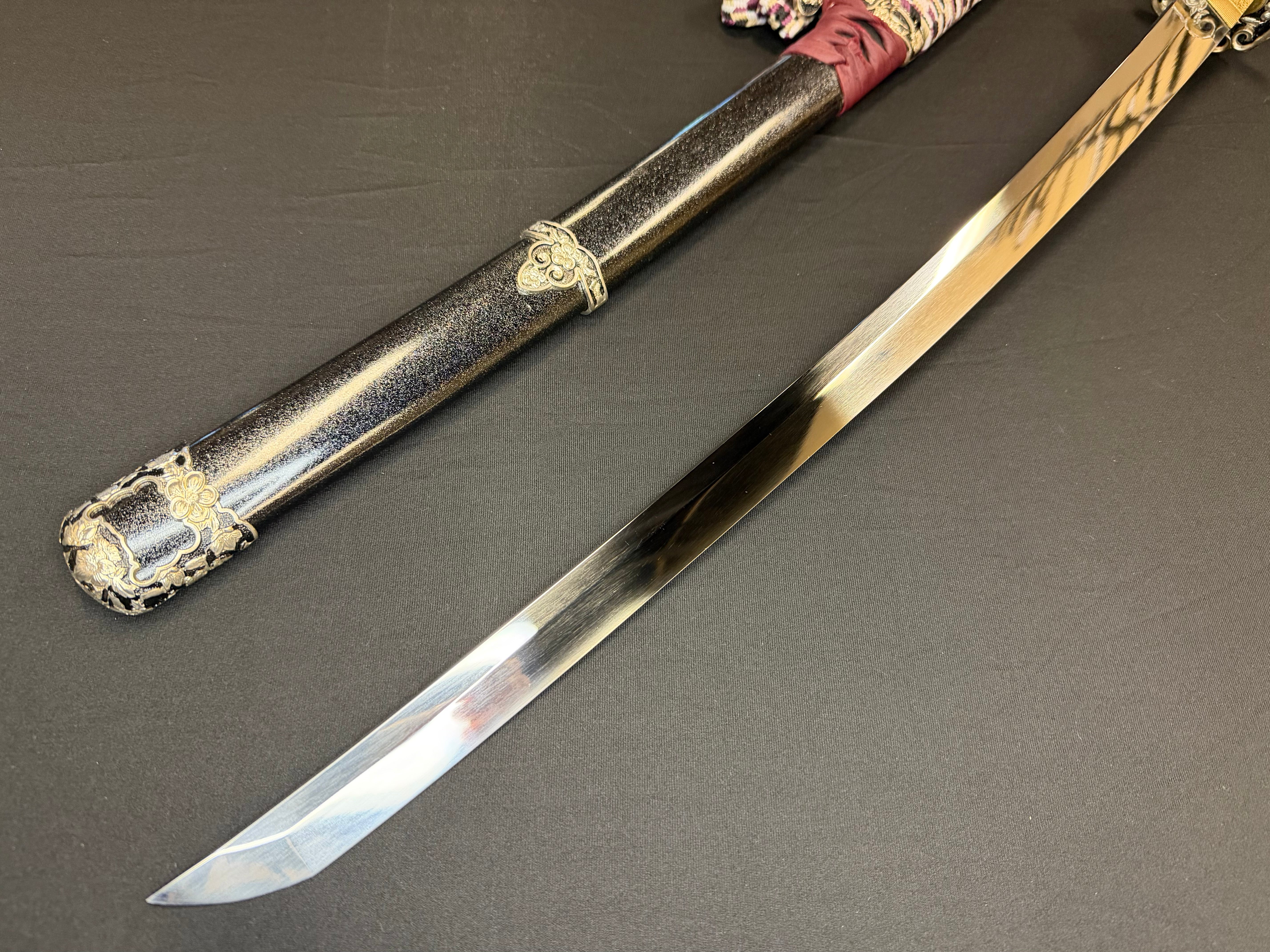 Cloudhammer Kodachi - Crimson Cherry S5e in Tachi Koshirae