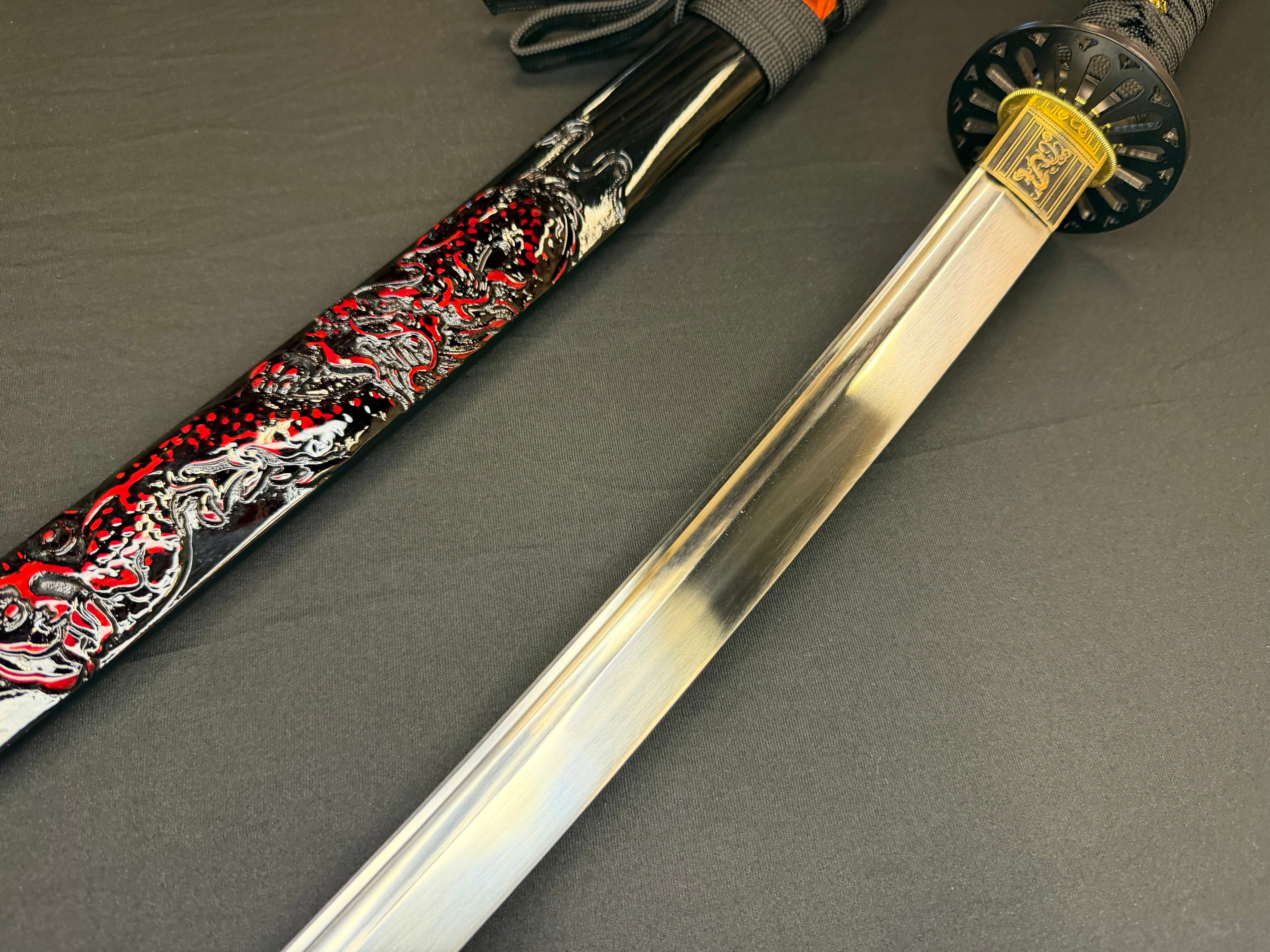 MADE TO ORDER Phoenix Armory Katana - Dragon Reign 65mn