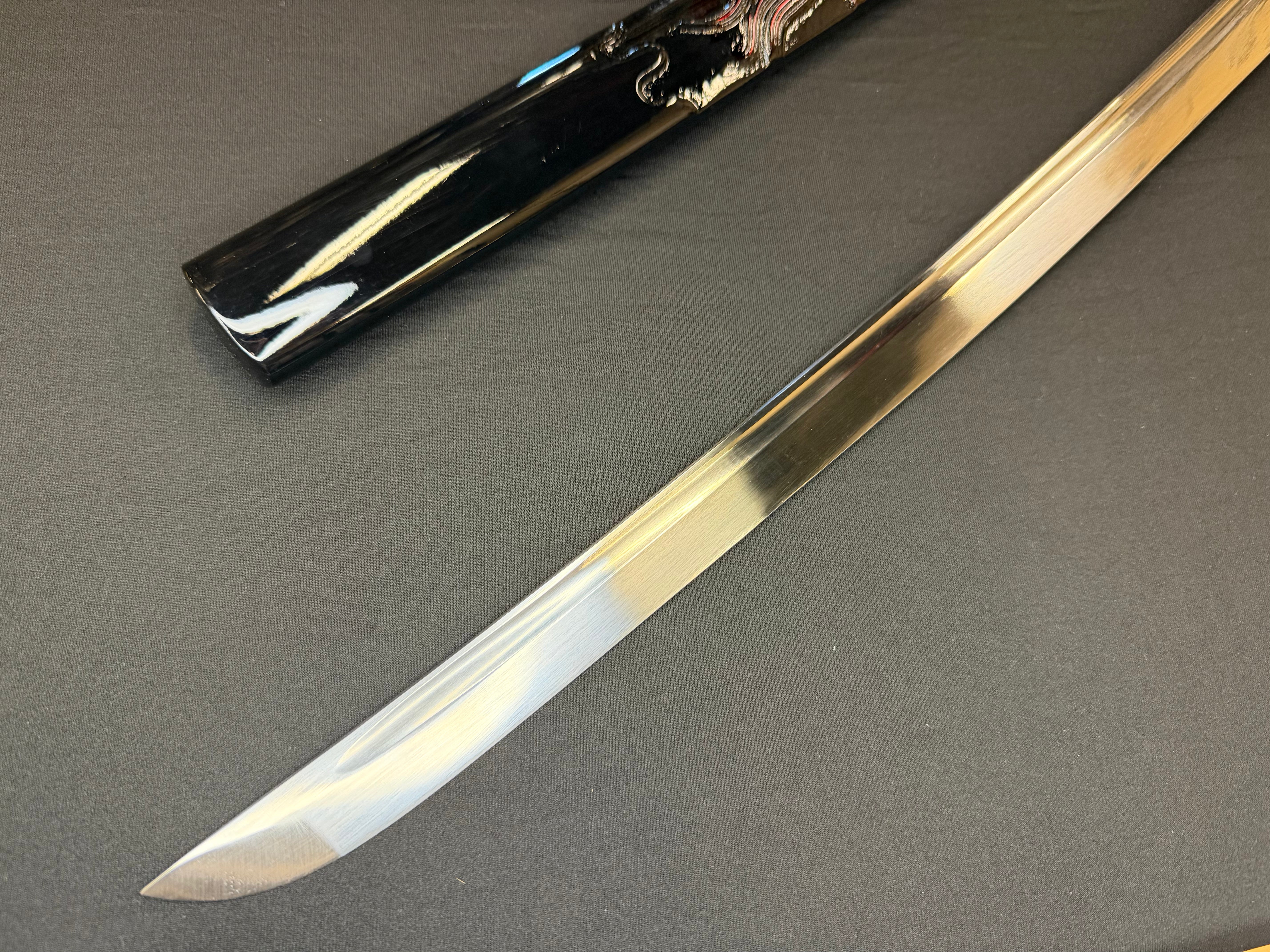 MADE TO ORDER Phoenix Armory Katana - Dragon Reign 65mn