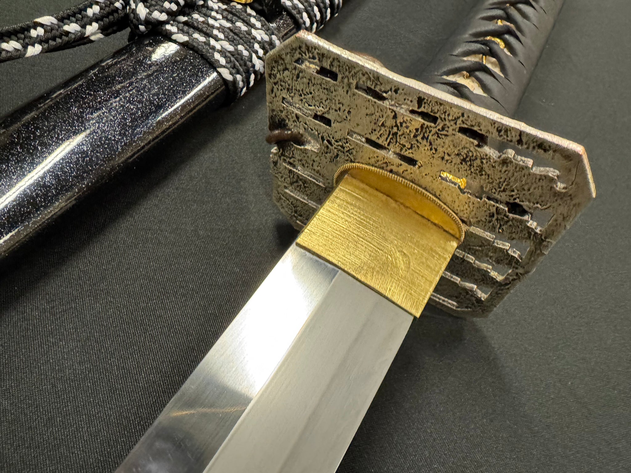Cloudhammer Titan Series O-Katana - Silver Serpent SX105v 84 cm Blade 40 mm Wide