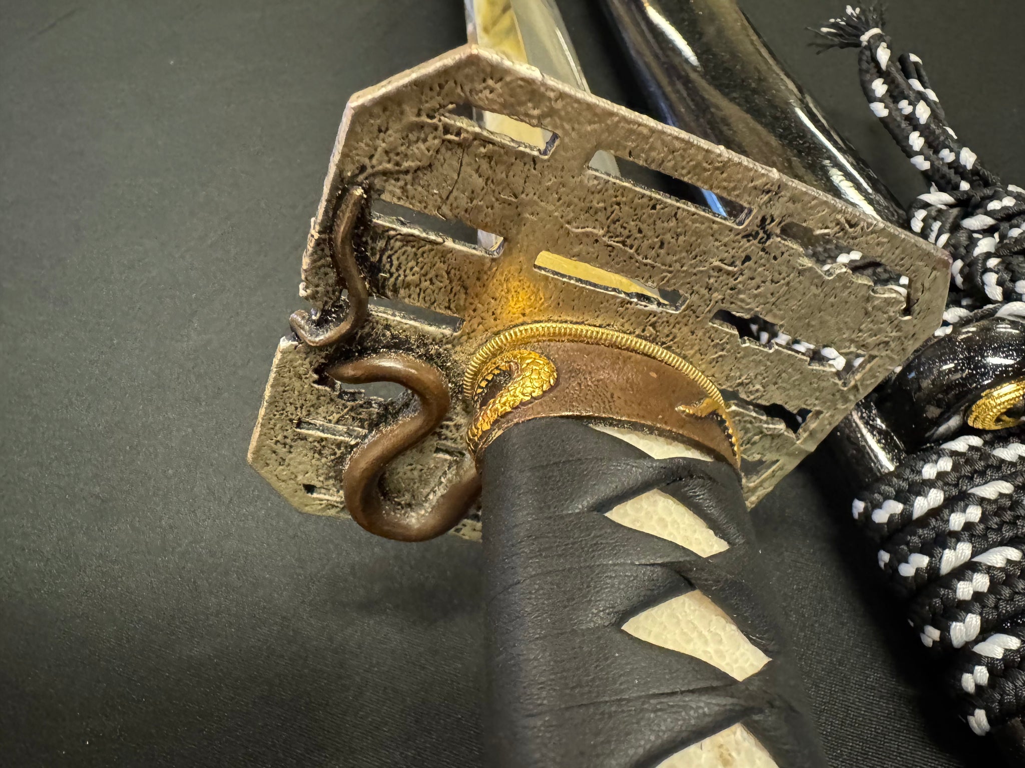 Cloudhammer Titan Series O-Katana - Silver Serpent SX105v 84 cm Blade 40 mm Wide