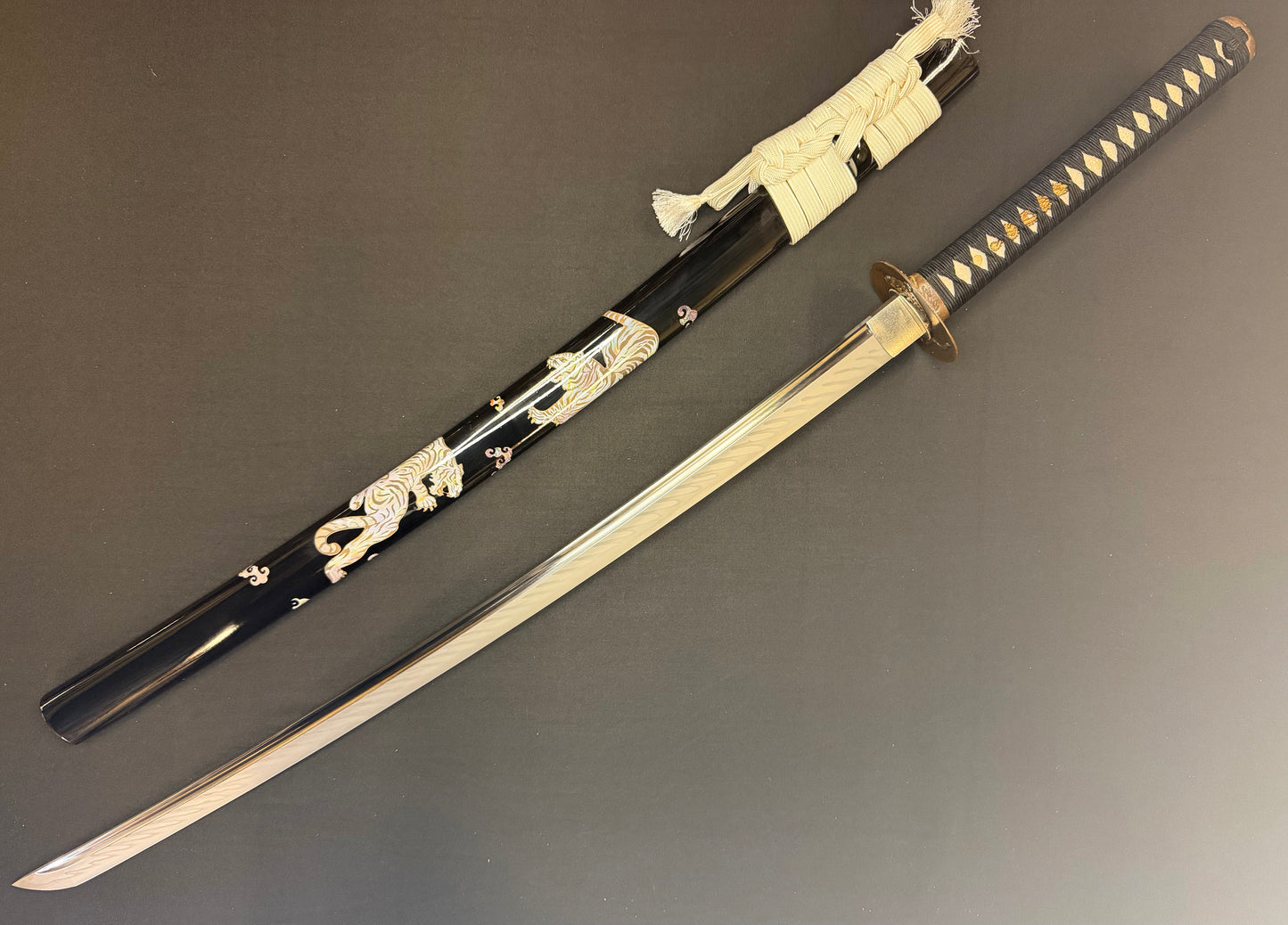 Phoenix Armory Katana - Whitestalker T10