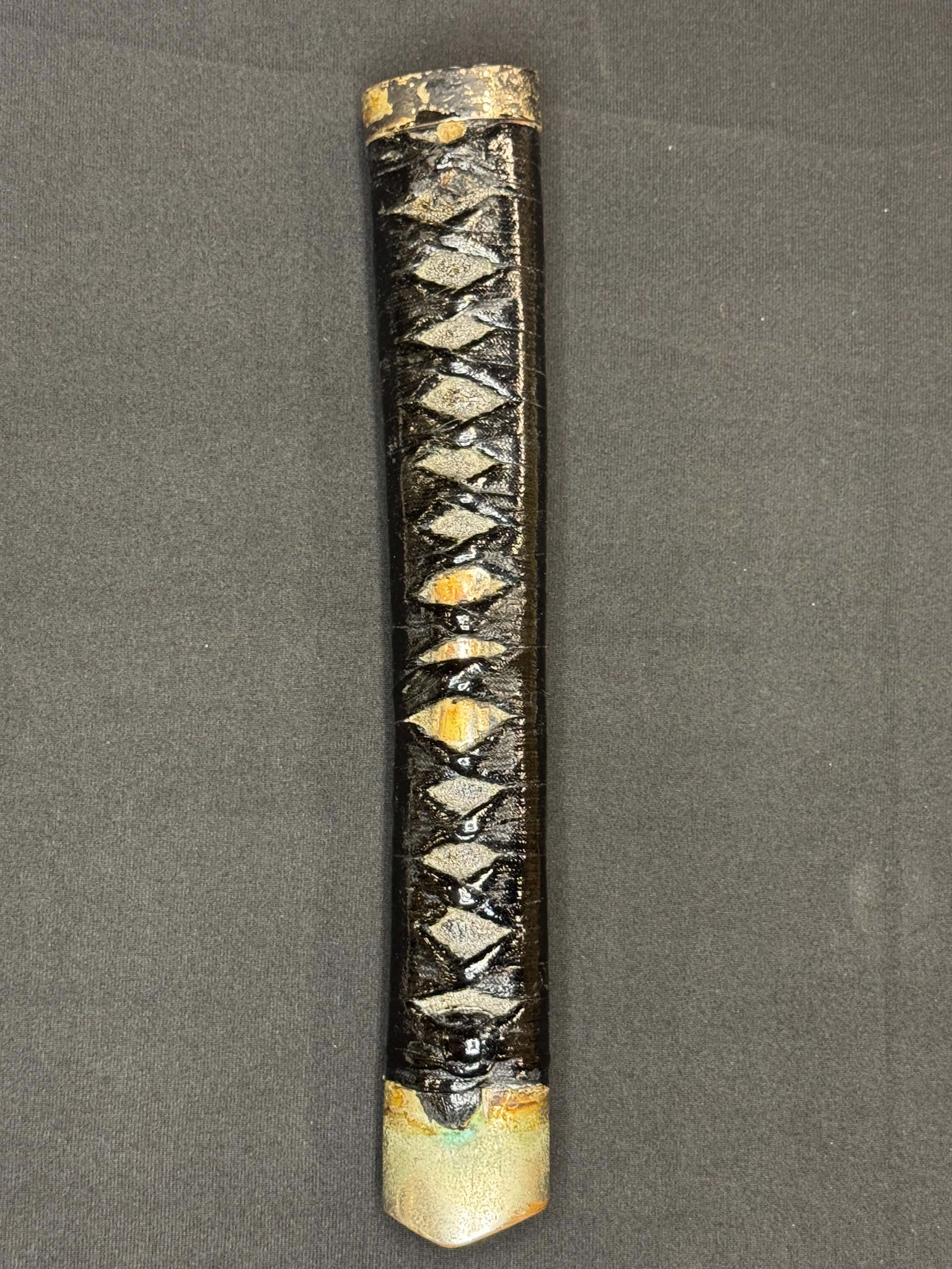 Antique Nihonto - Wakizashi in Handachi koshirae, signed Bizen Kuni Ju Osafune Sukesada, NBTHK CERTIFIED