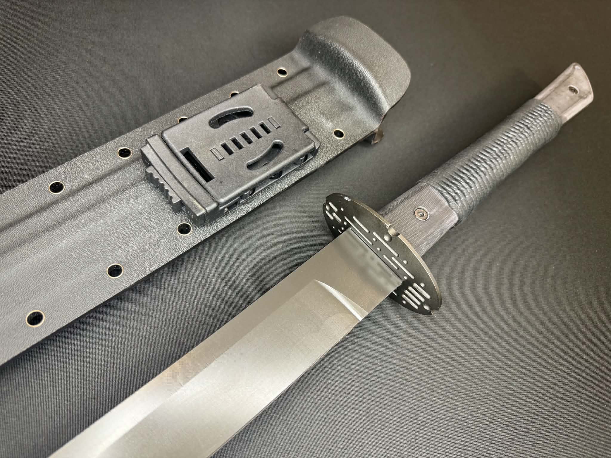 Shogun Steel Tactical War Sword