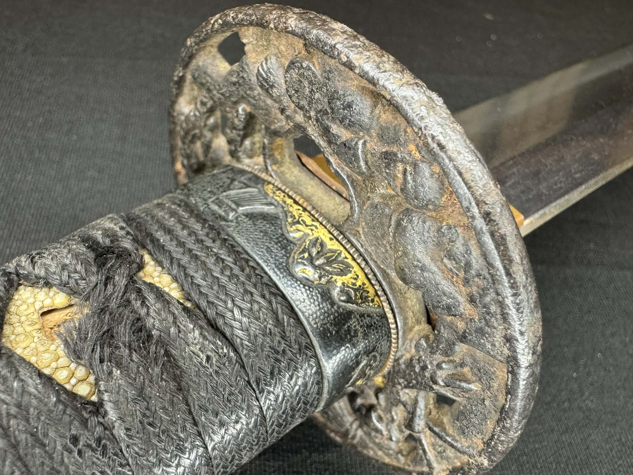 Antique Nihonto - late Muromachi (500 years old) Wakizashi in Koshirae