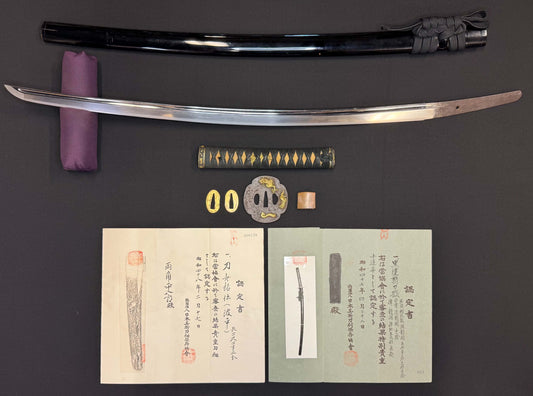 Antique Nihonto - Muromachi (5-600 years old) Katana in Koshirae, NBTHK attributed to Naminohira