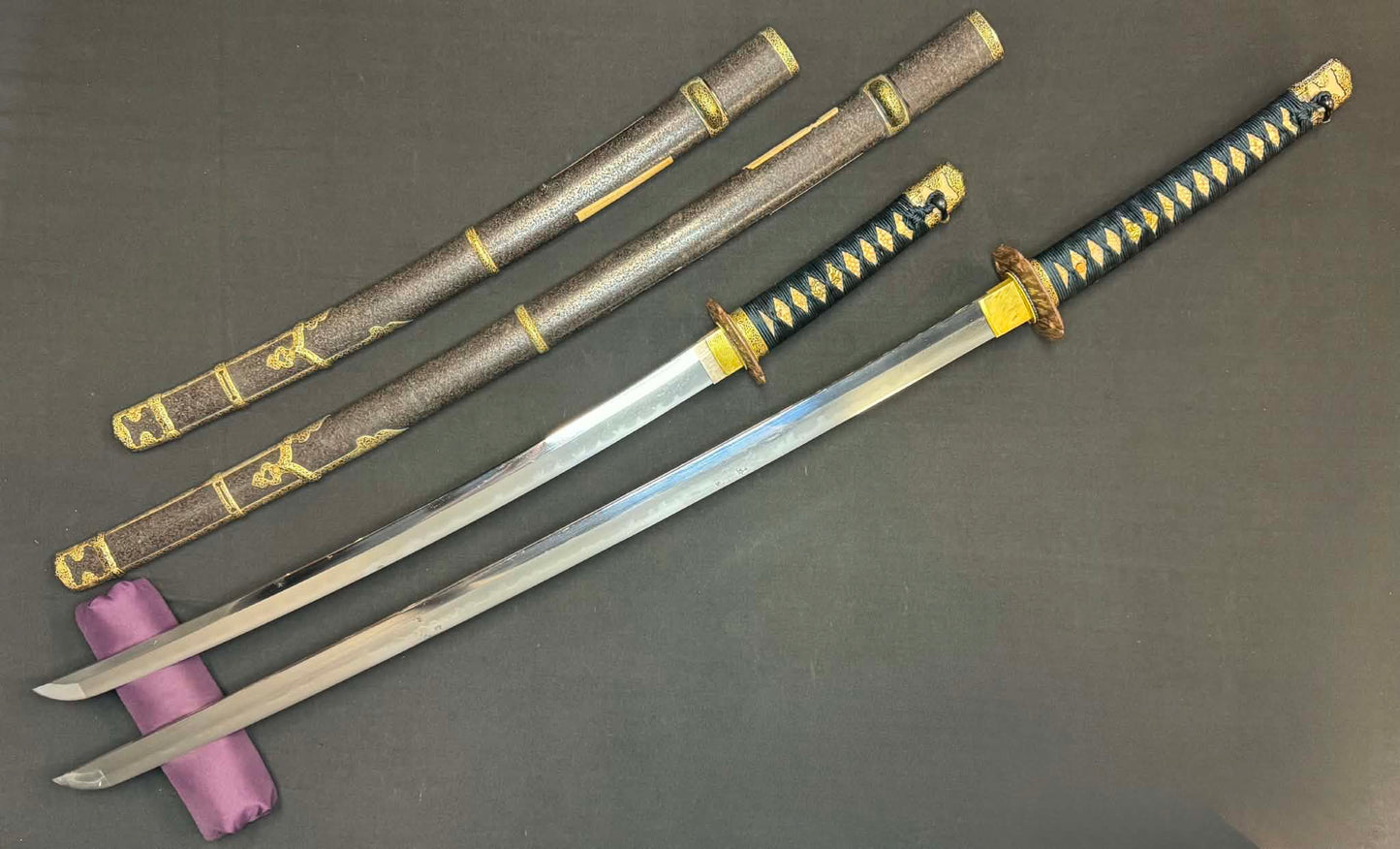 Antique Nihonto - Daishou Katana (NBTHK attributed to Fujiwara Takada) and Wakizashi (NBTHK attributed to Echizen Seki) in Handachi Koshirae