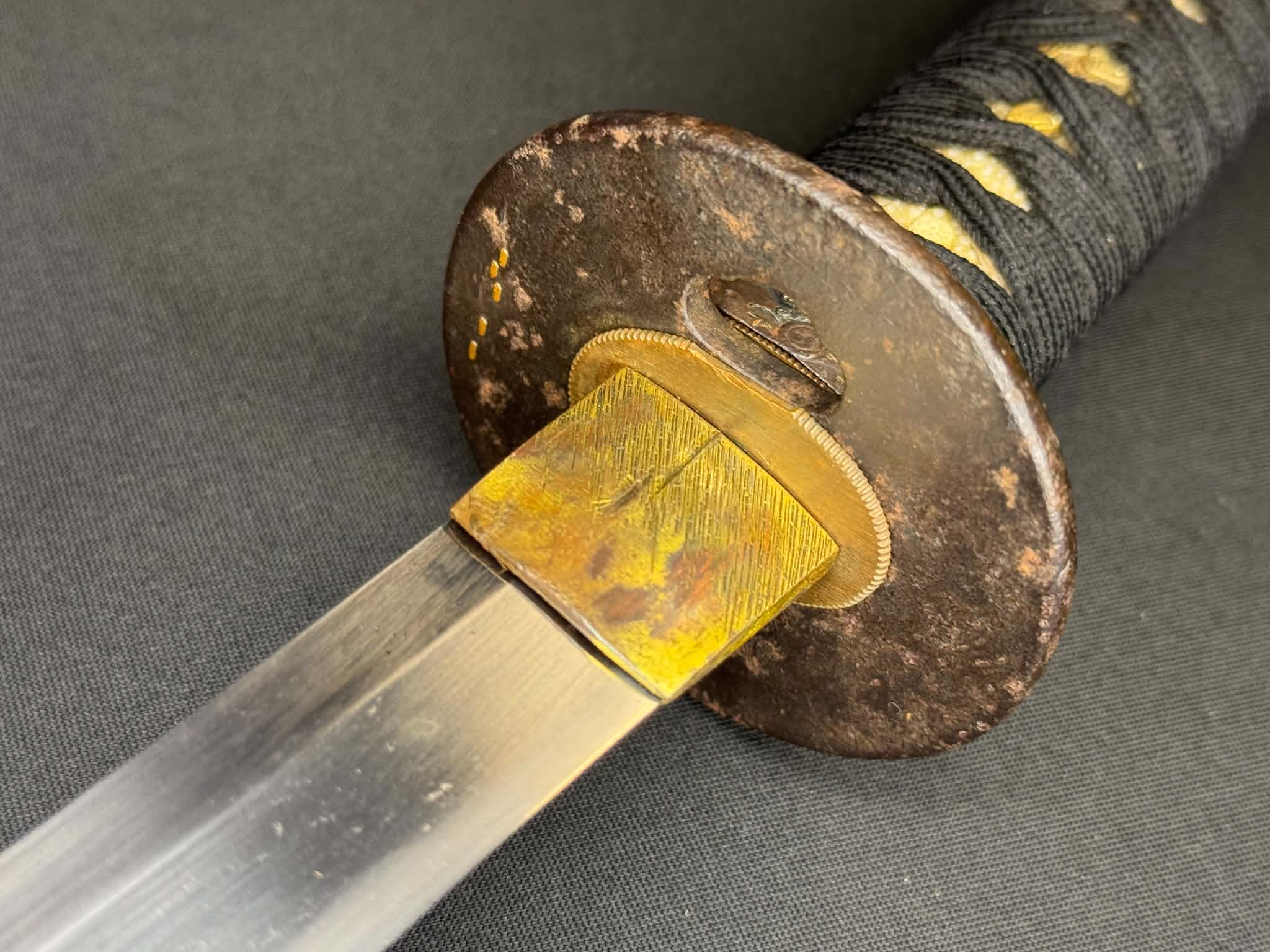 Antique Nihonto - Wakizashi in bull Koshirae