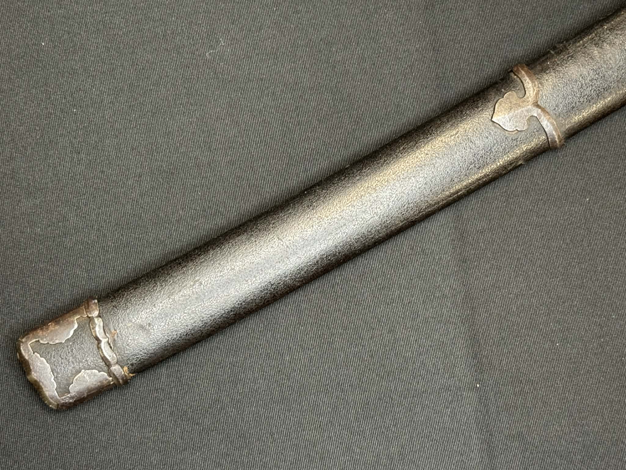Antique Nihonto - Katana in Tachi Koshirae, signed Rai Kuni- (unverified)