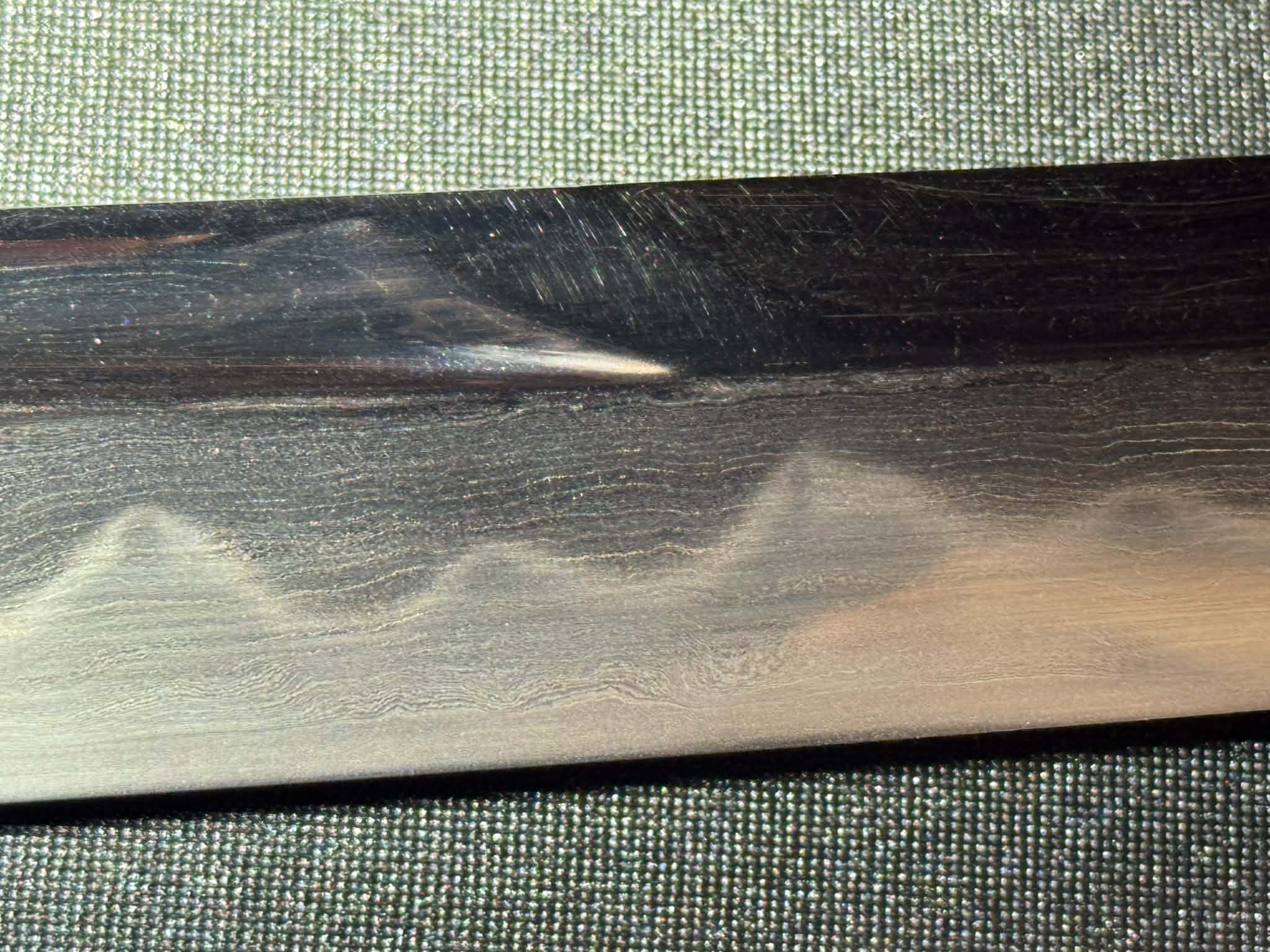 Thaitsuki Roiyaru Unokubi Katana, Sanmai Clay tempered