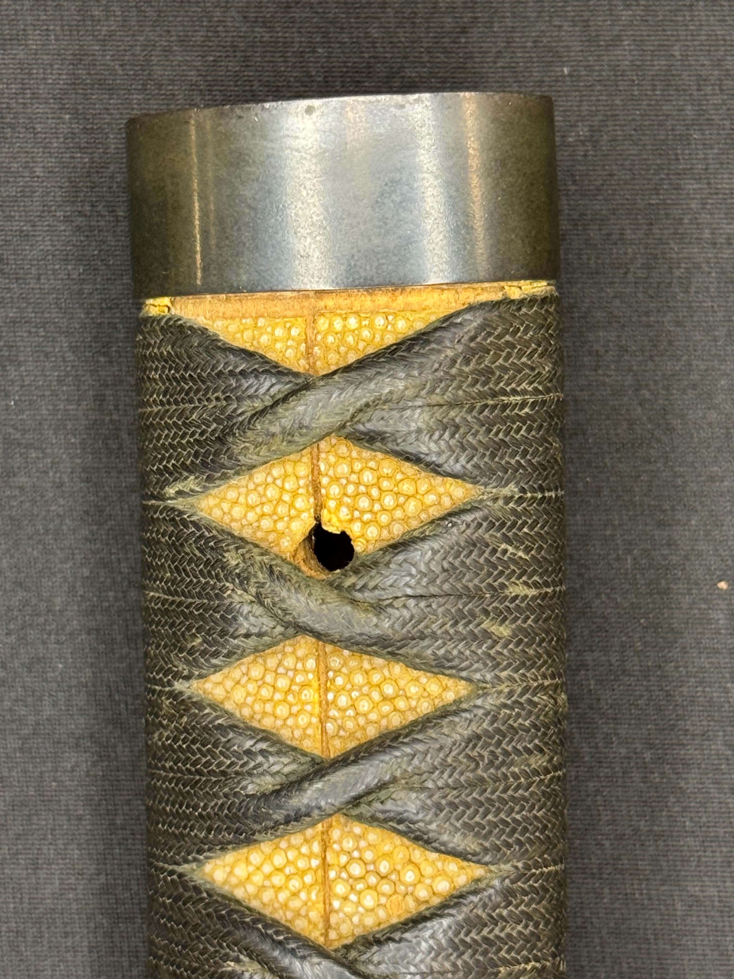 Antique Nihonto - Muromachi (5-600 years old) LONG Katana in Koshirae, NBTHK attributed to Kashu Yukimitsu