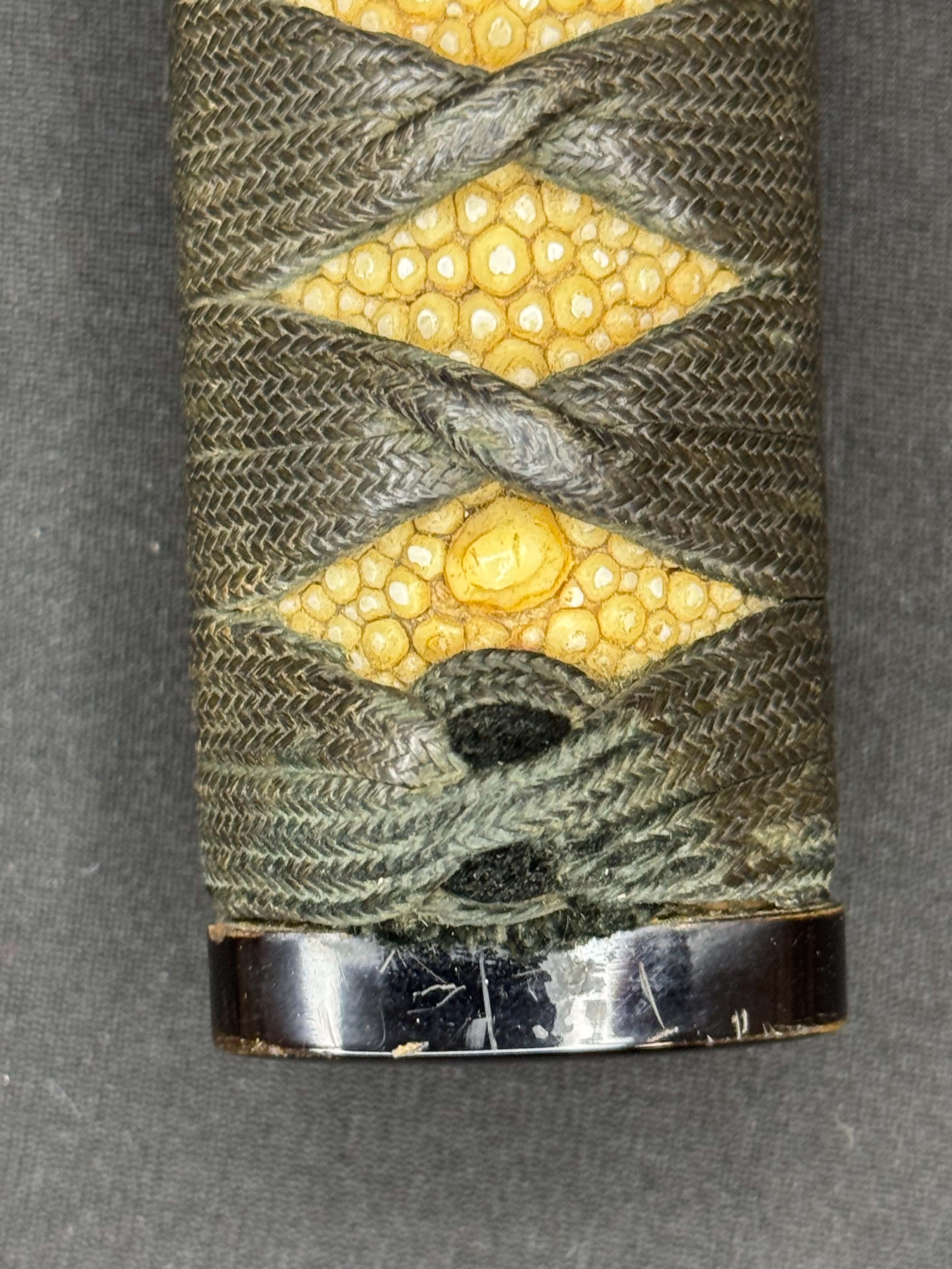 Antique Nihonto - Muromachi (5-600 years old) LONG Katana in Koshirae, NBTHK attributed to Kashu Yukimitsu