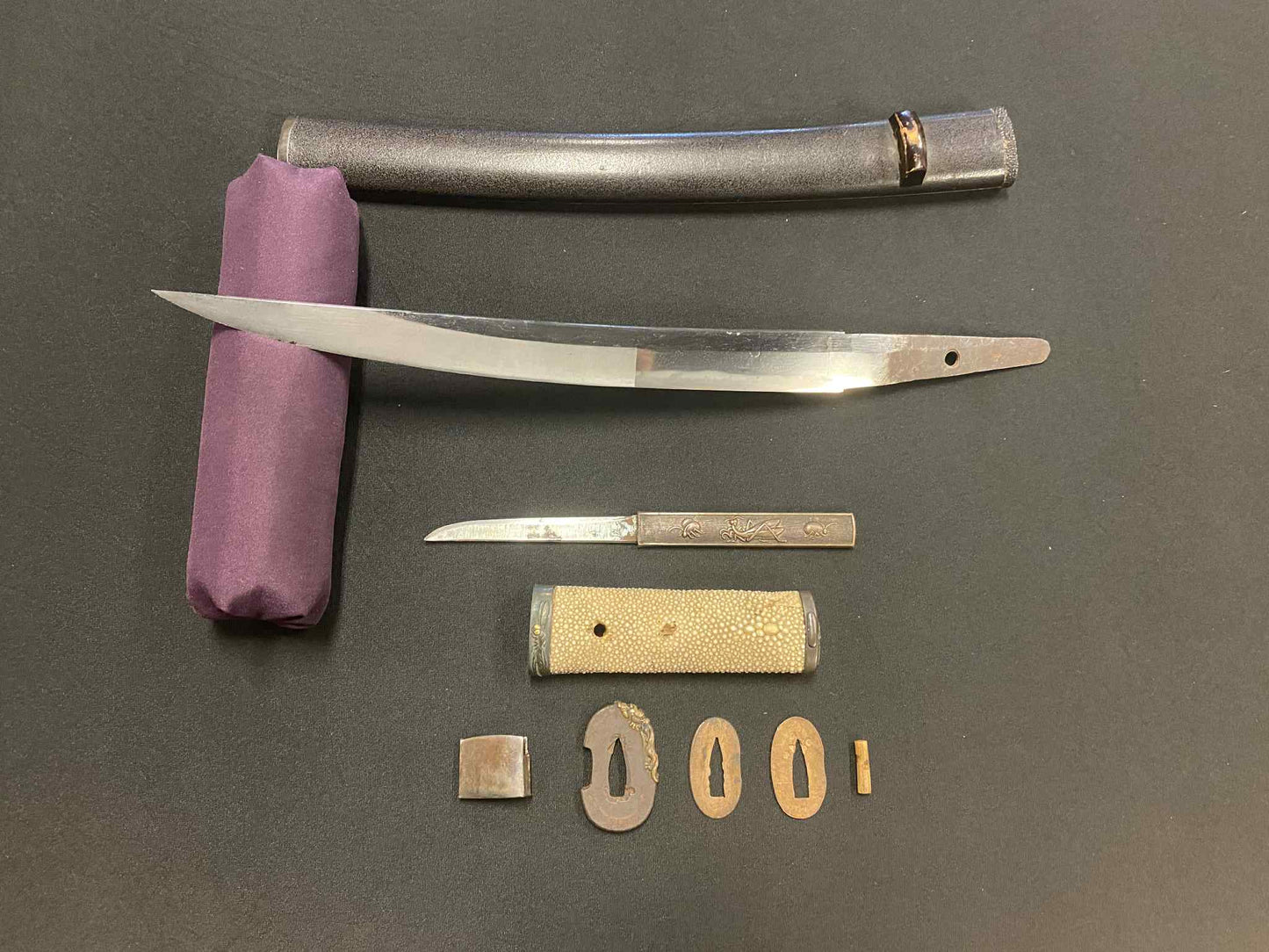 Antique Nihonto:  Osoraku Tanto in hamidashi fittings - Edo Period (150-300 years old)