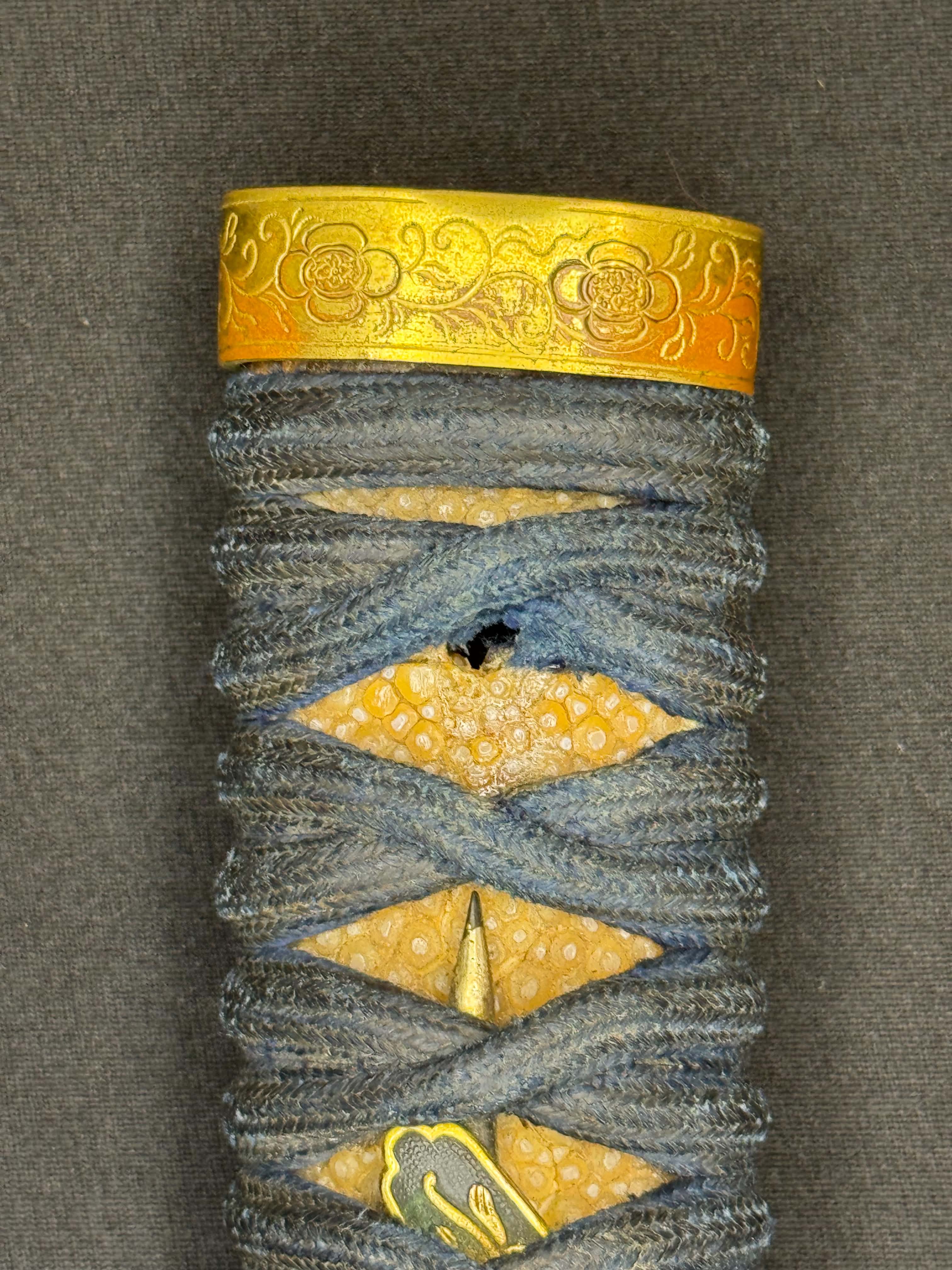 Antique Nihonto - Early Edo Wakizashi in Handachi Koshirae