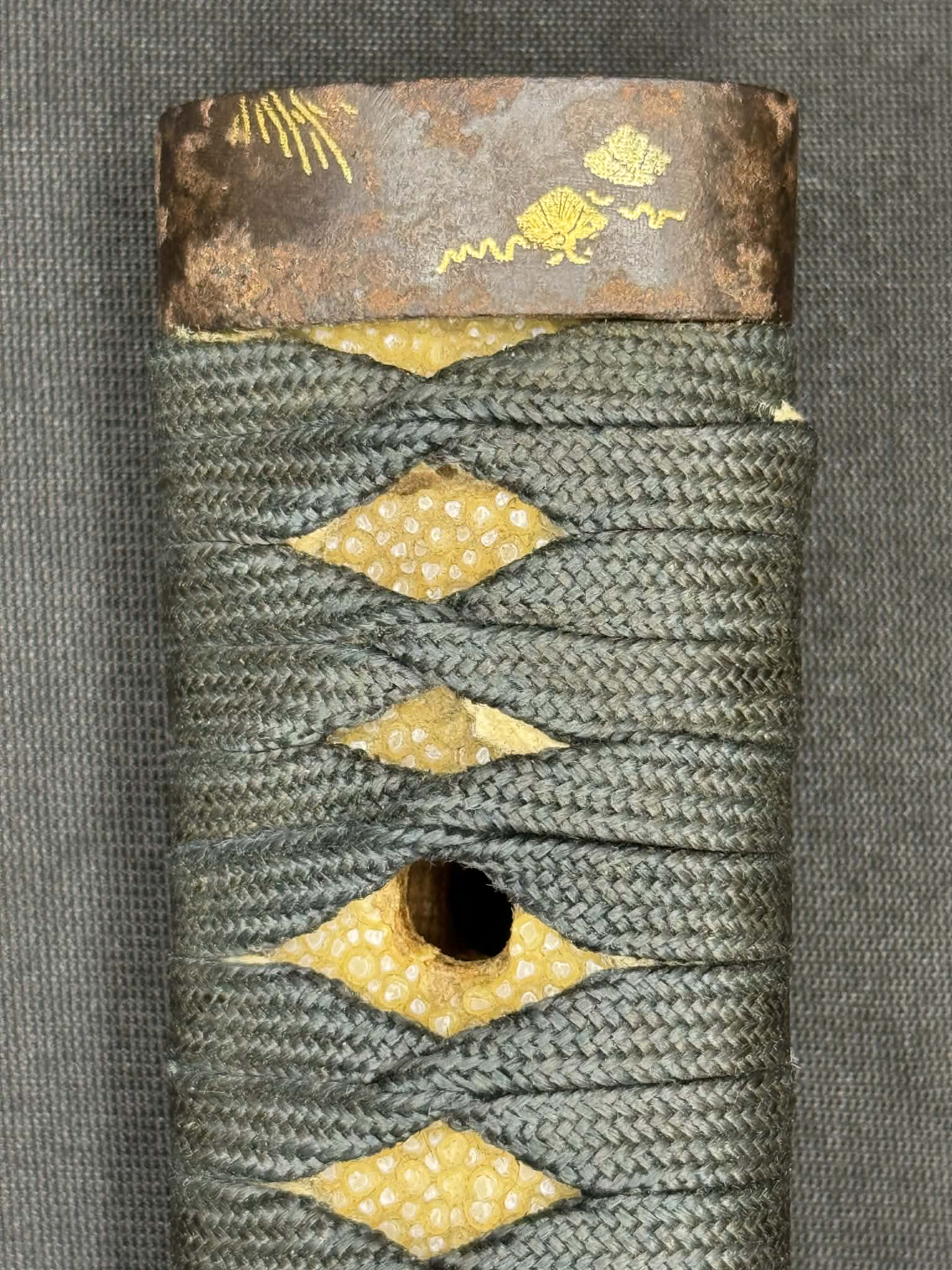 Antique Nihonto - Katana in Tachi Koshirae, signed Rai Kuni- (unverified)