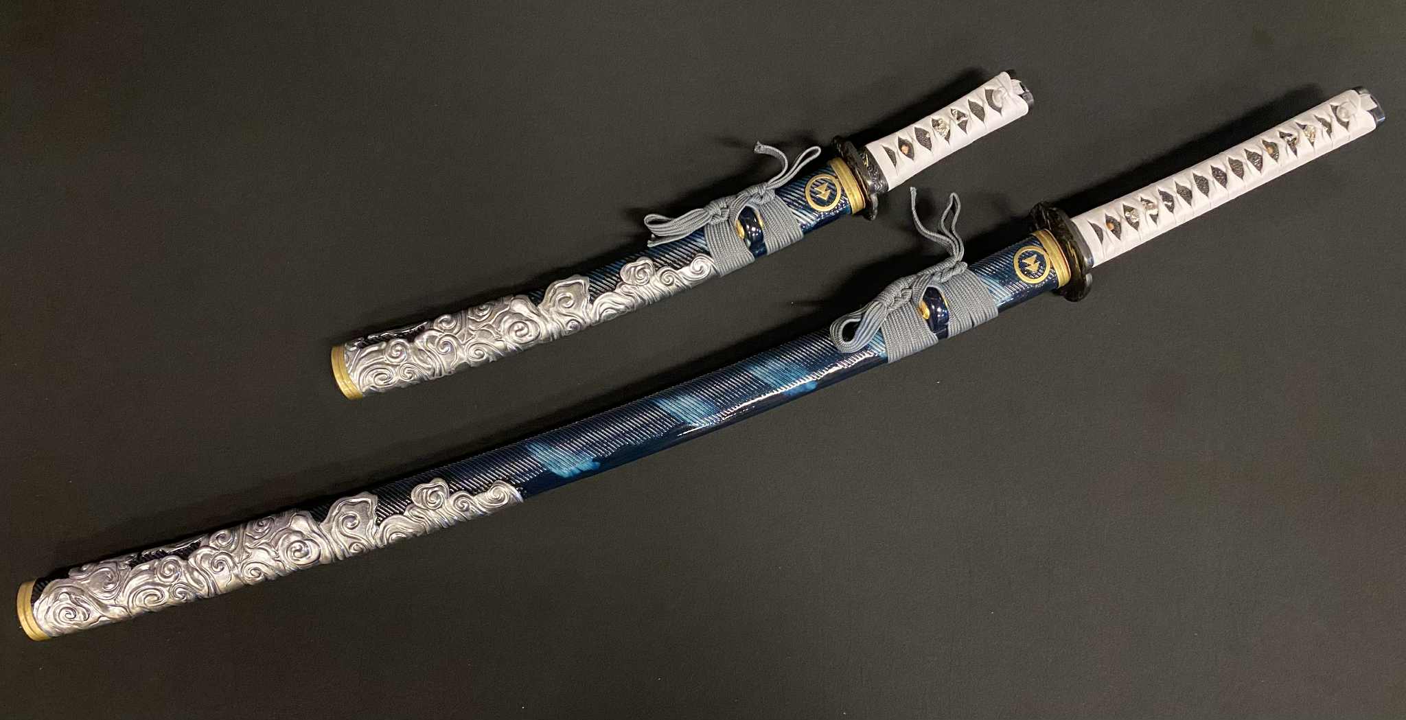 PRE-ORDER Premium Ghost of Tsushima Katana - Tanto Daishou - folded steel, clay tempered with free Menpo