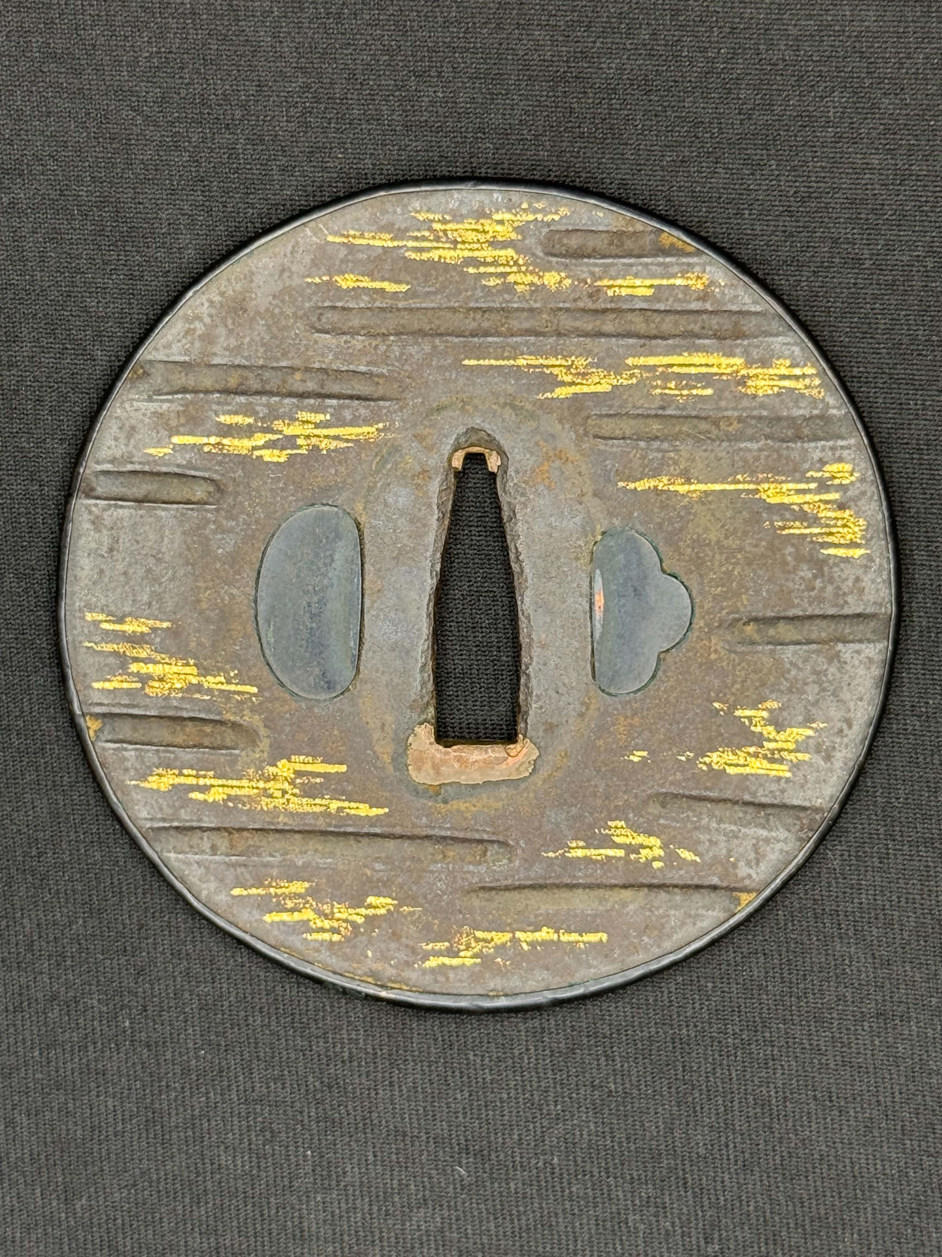 Antique Nihonto - Muromachi (5-600 years old) LONG Katana in Koshirae, NBTHK attributed to Kashu Yukimitsu