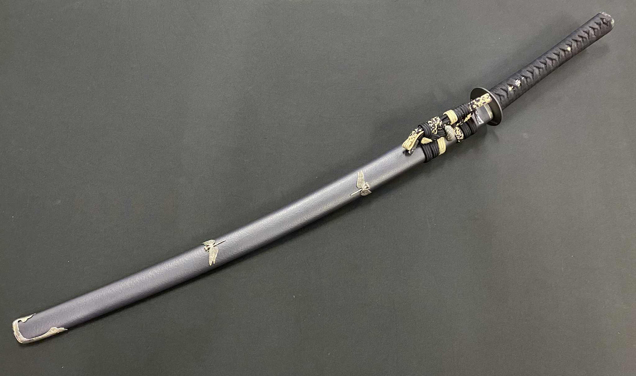 Thaitsuki Tombo Katana, Sanmai Clay tempered