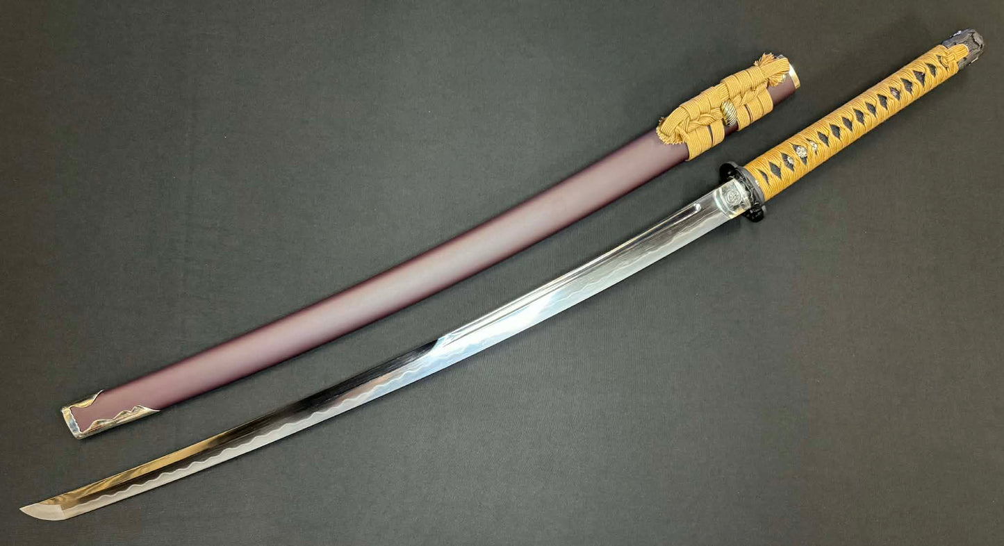 Thaitsuki Roiyaru Unokubi Katana, Sanmai Clay tempered
