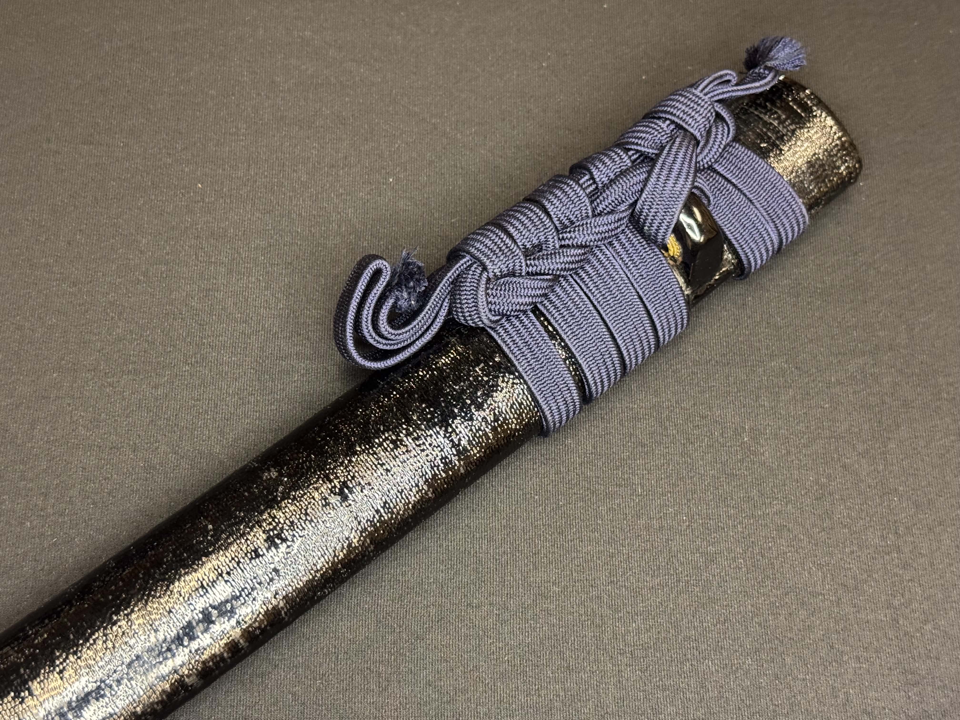 Antique Nihonto - Early Muromachi (about 550 years old) Katana with Koshirae