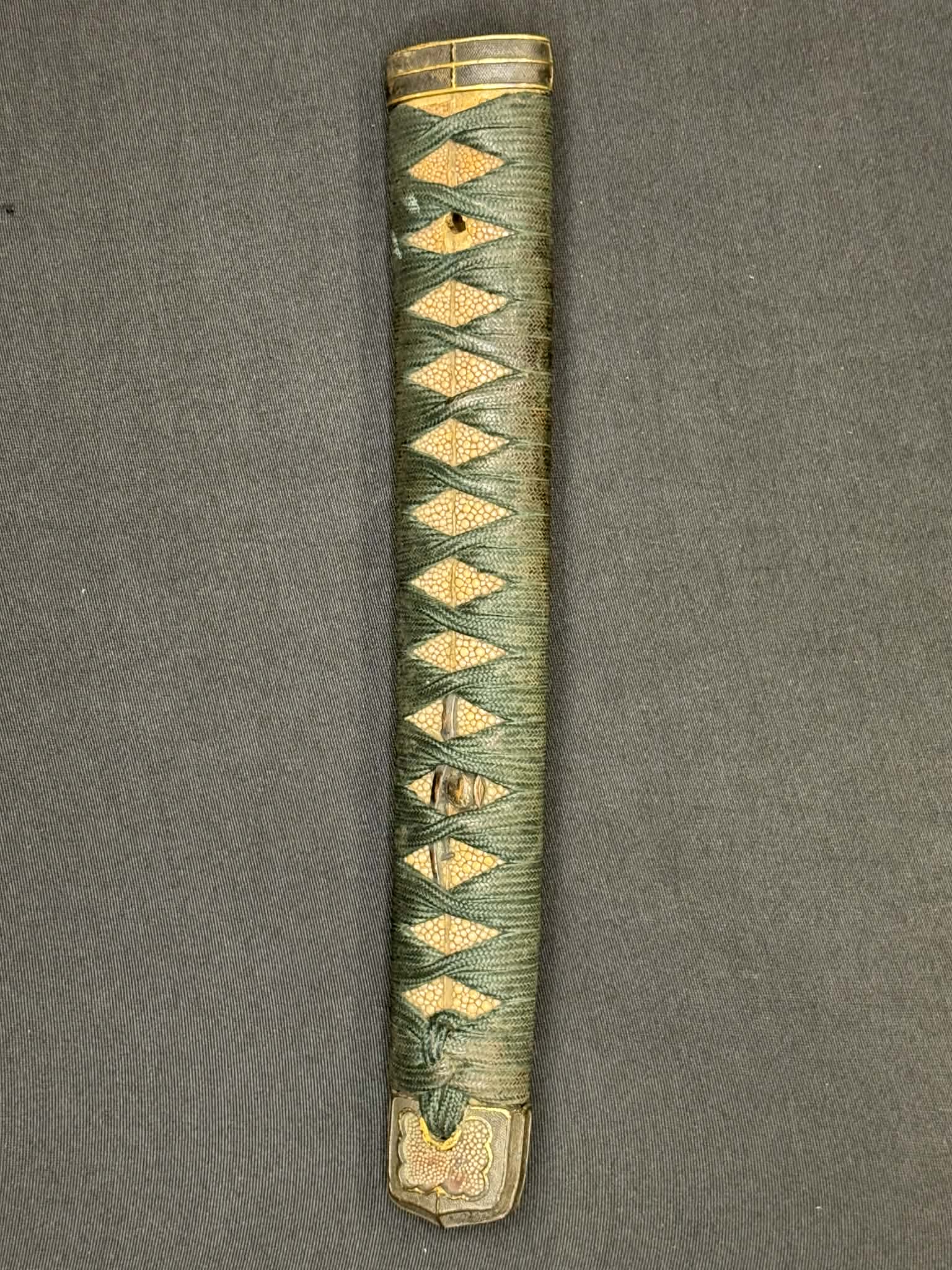 Antique Nihonto - Katana in Koshirae, signed Bishu Osafune Sukesada, Dated Eiroku October 8 (1567) (not verified)