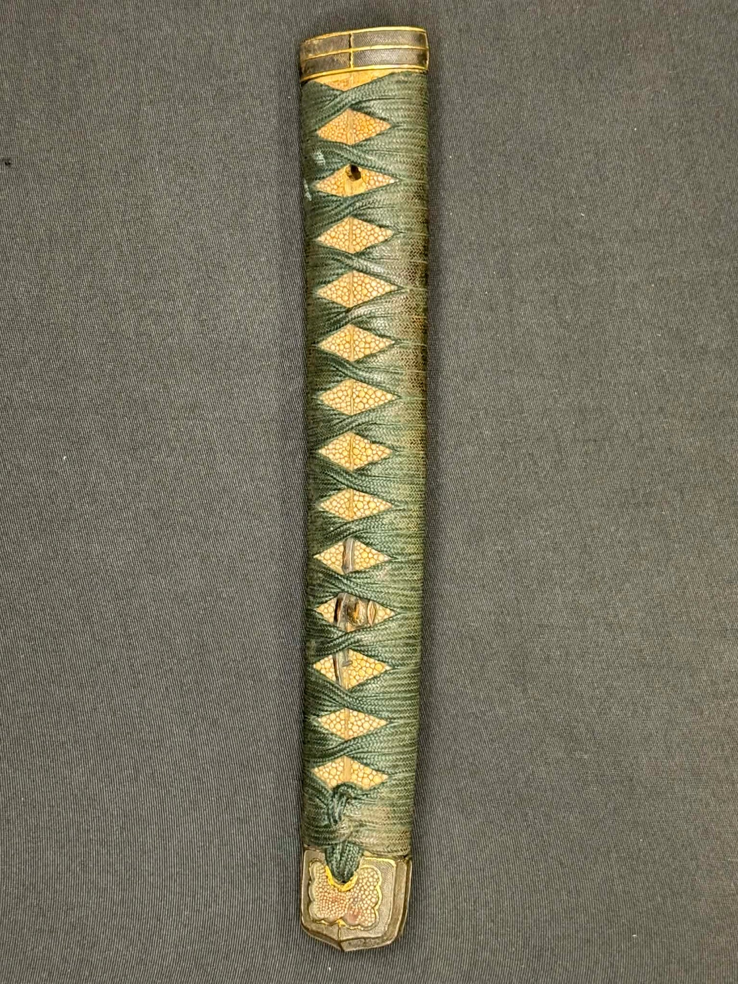 Antique Nihonto - Katana in Koshirae, signed Bishu Osafune Sukesada, Dated Eiroku October 8 (1567) (not verified)
