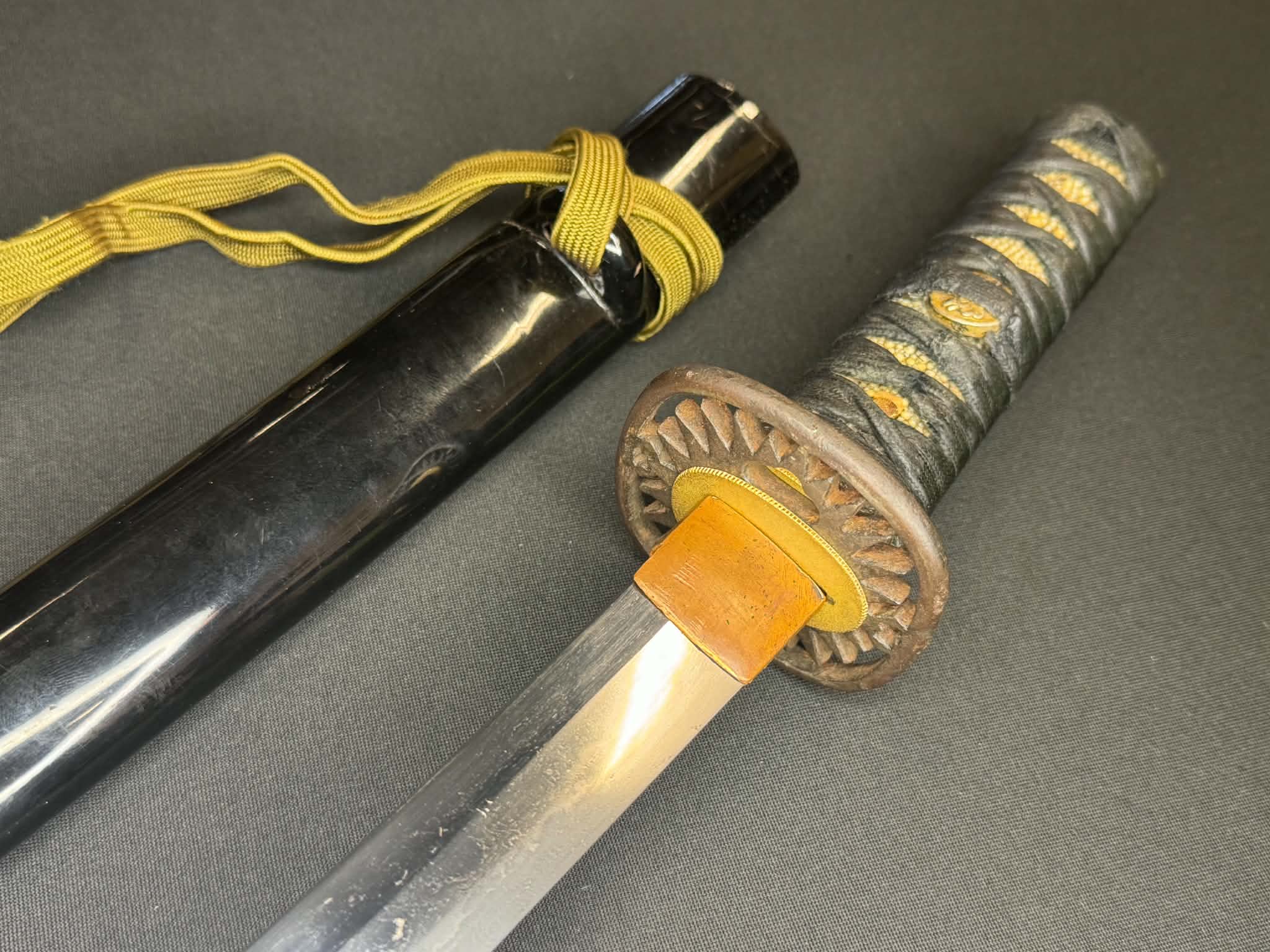 Antique Nihonto - Wakizashi in Koshirae, possible hidden Christian Tsuba
