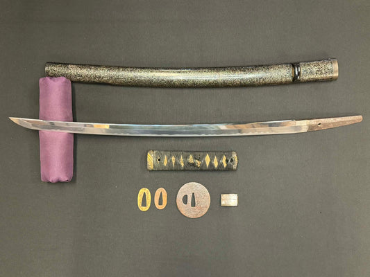 Antique Nihonto - Wakizashi in Koshirae