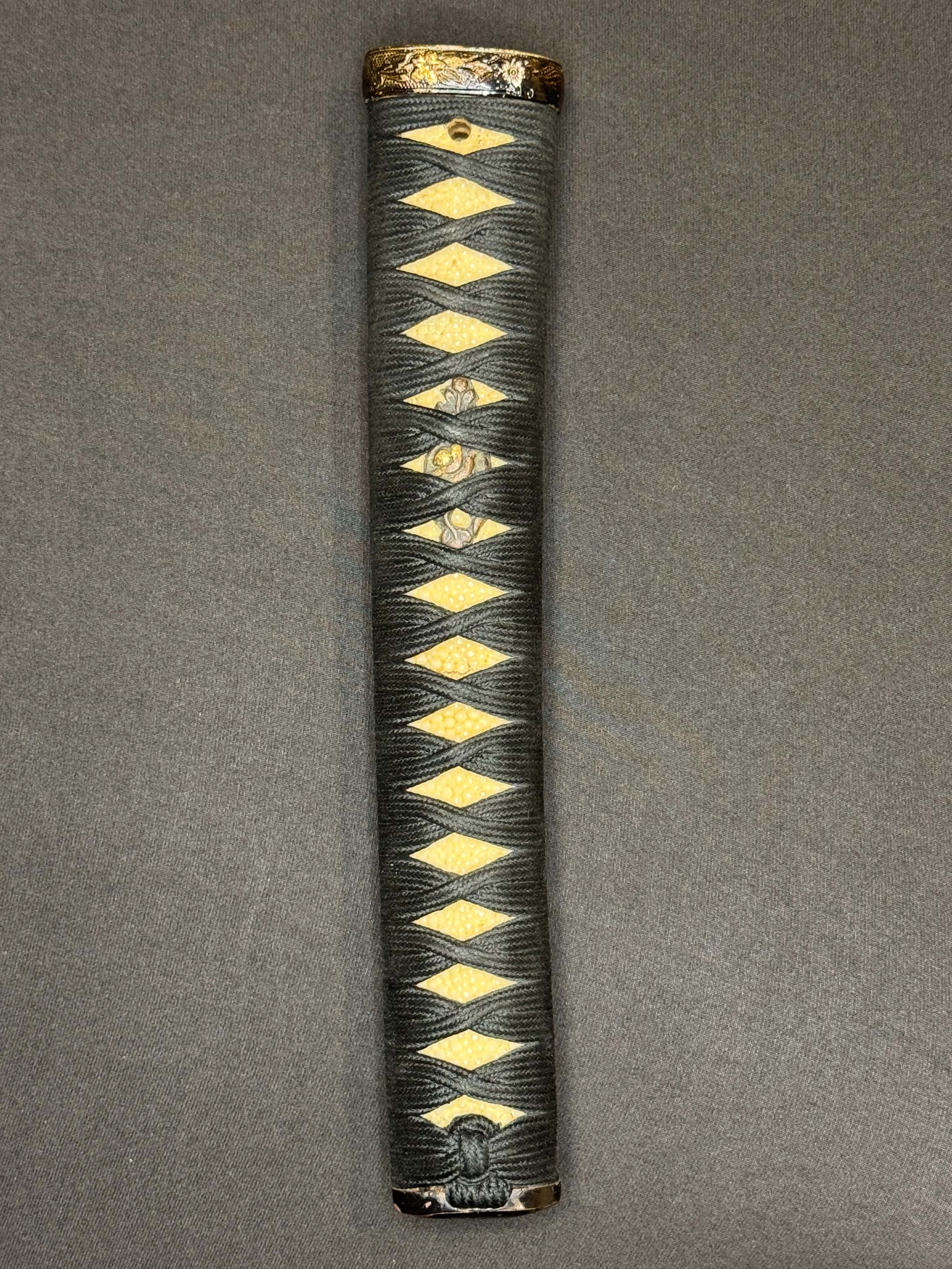 Antique Nihonto - LONG VERY WIDE Katana in Koshirae