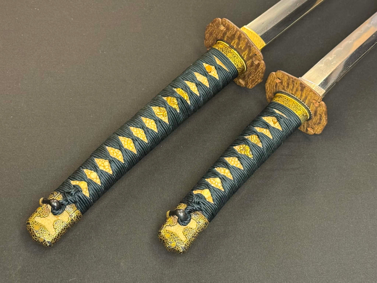 Antique Nihonto - Daishou Katana (NBTHK attributed to Fujiwara Takada) and Wakizashi (NBTHK attributed to Echizen Seki) in Handachi Koshirae