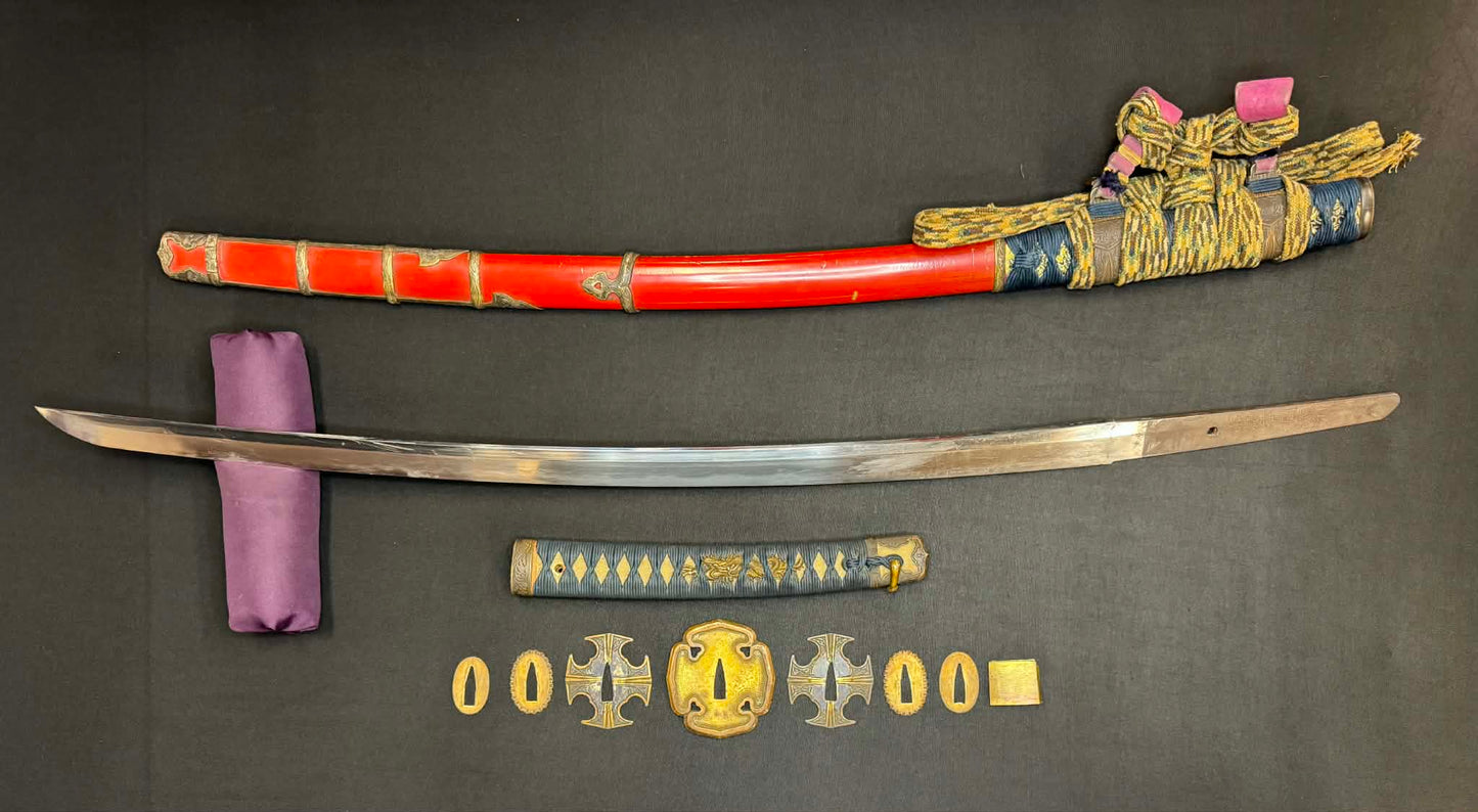 Antique Nihonto - Katana in Tachi Koshirae, signed Shinano no Kami Kunihiro Saku (unverified)