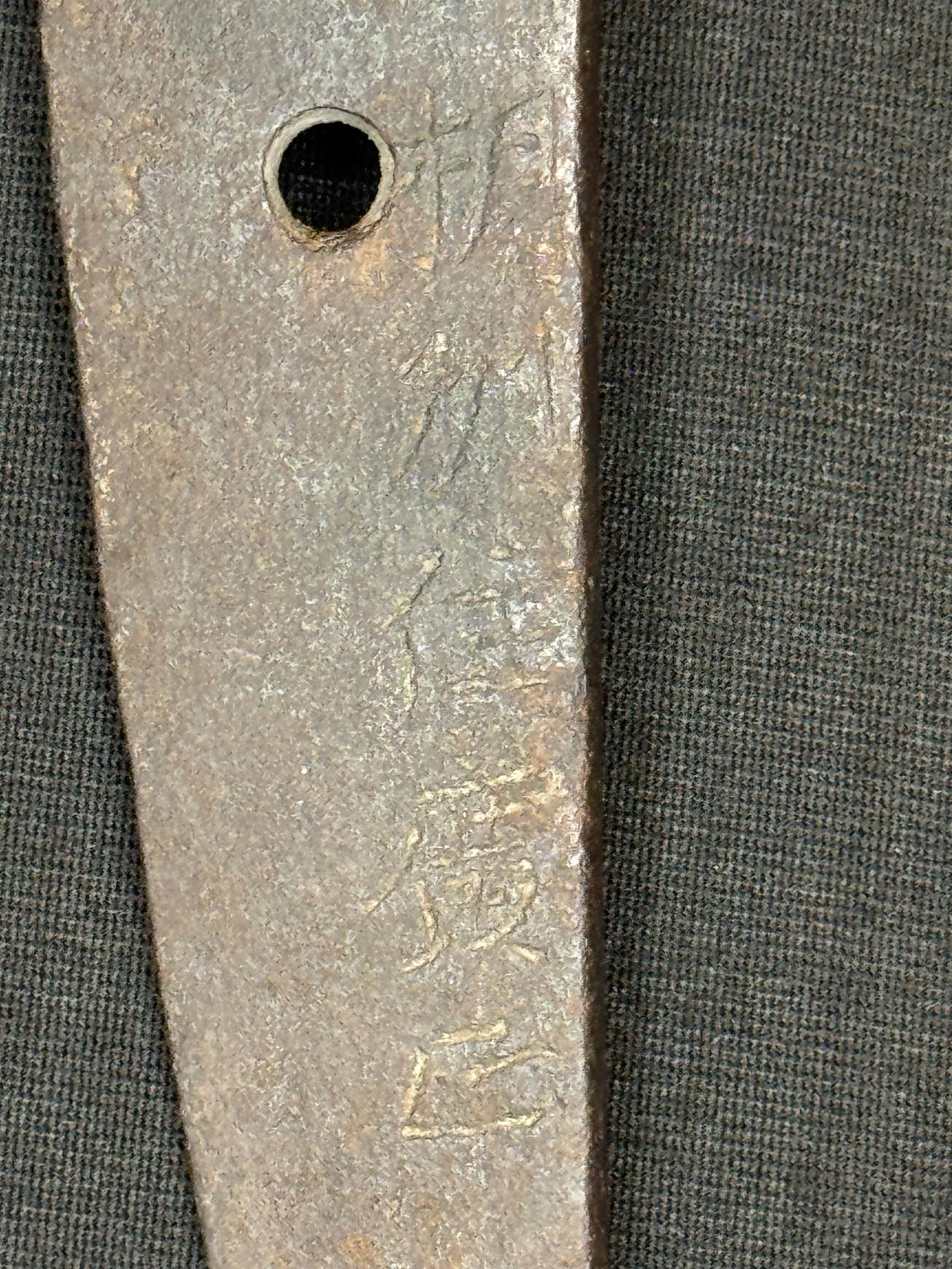 Antique Nihonto - Muromachi Period (500 years old) Wakizashi in Shirasaya - signed Soshu Ju Hiromasa