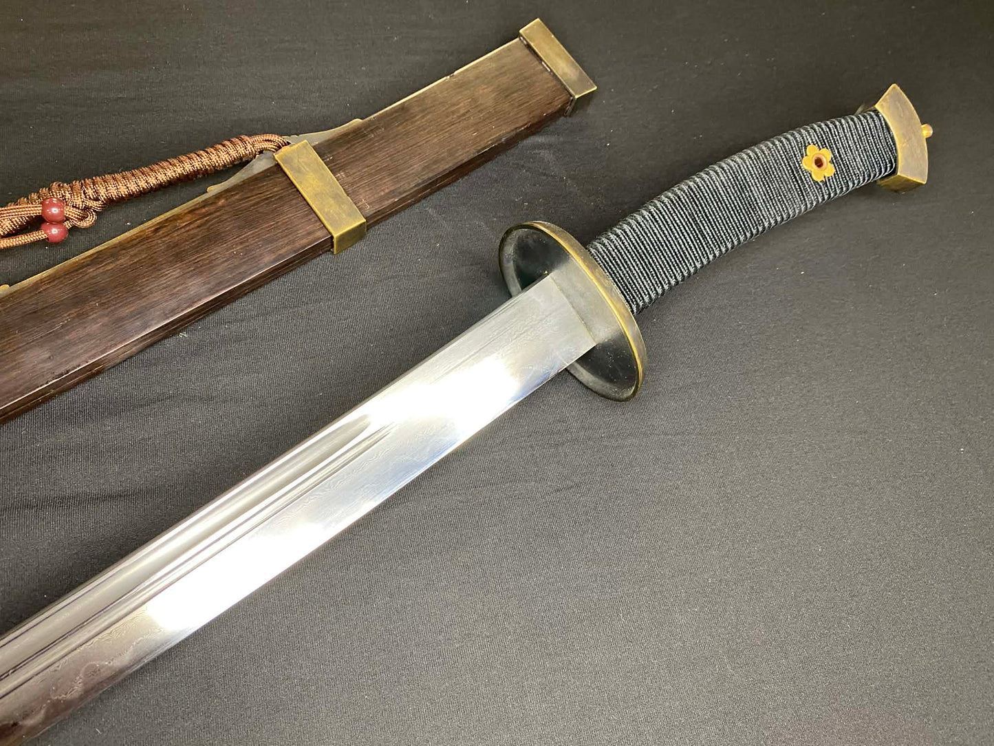 Ming Yanling Dao - Infantry Saber - Damascus Steel - rectangular profile scabbard