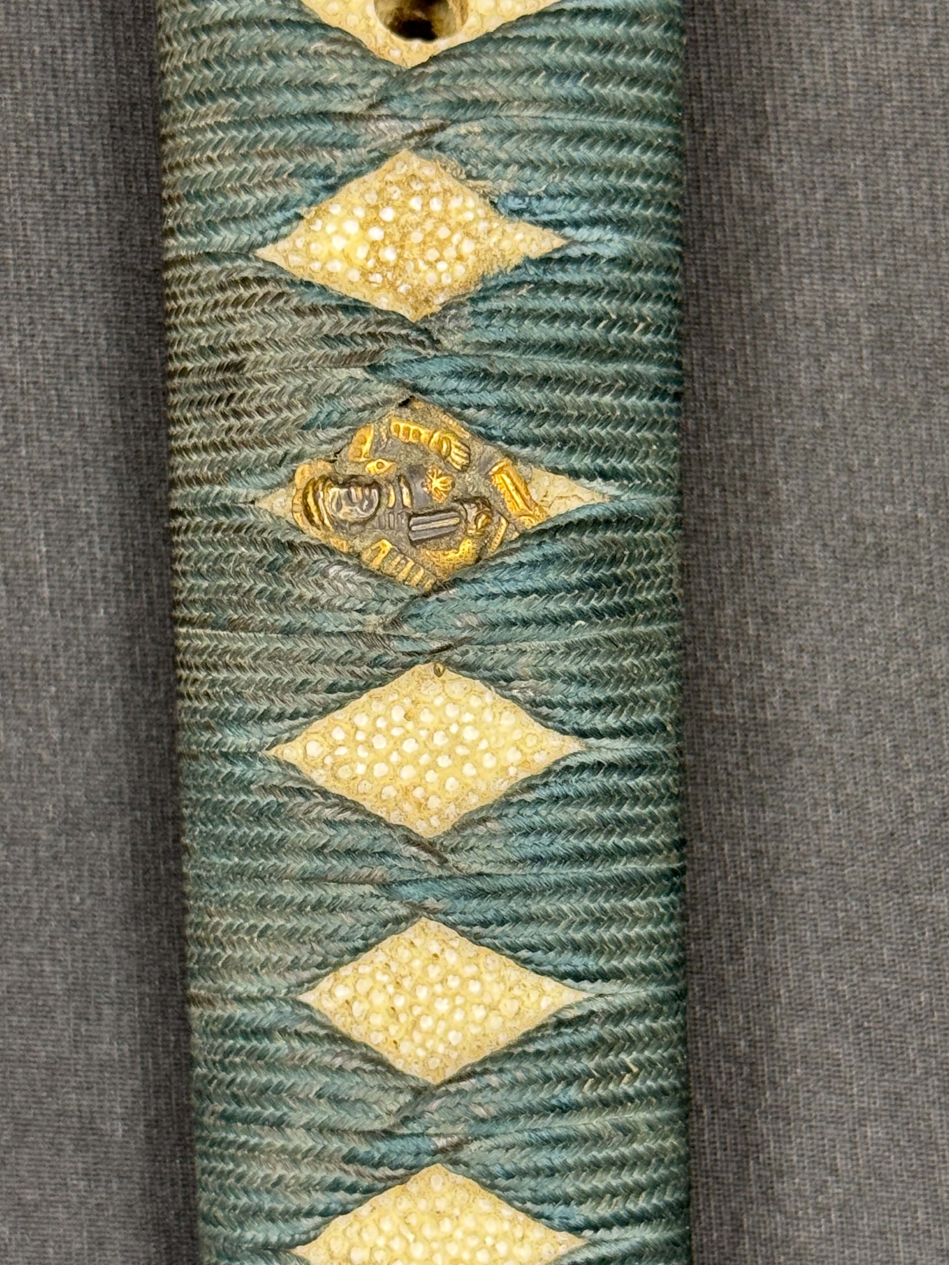 Antique Nihonto - Late Muromachi (4-500 years old) Katana in Koshirae, signed Bishu Osafune Sukesada, Dated August 1525 (not verified)