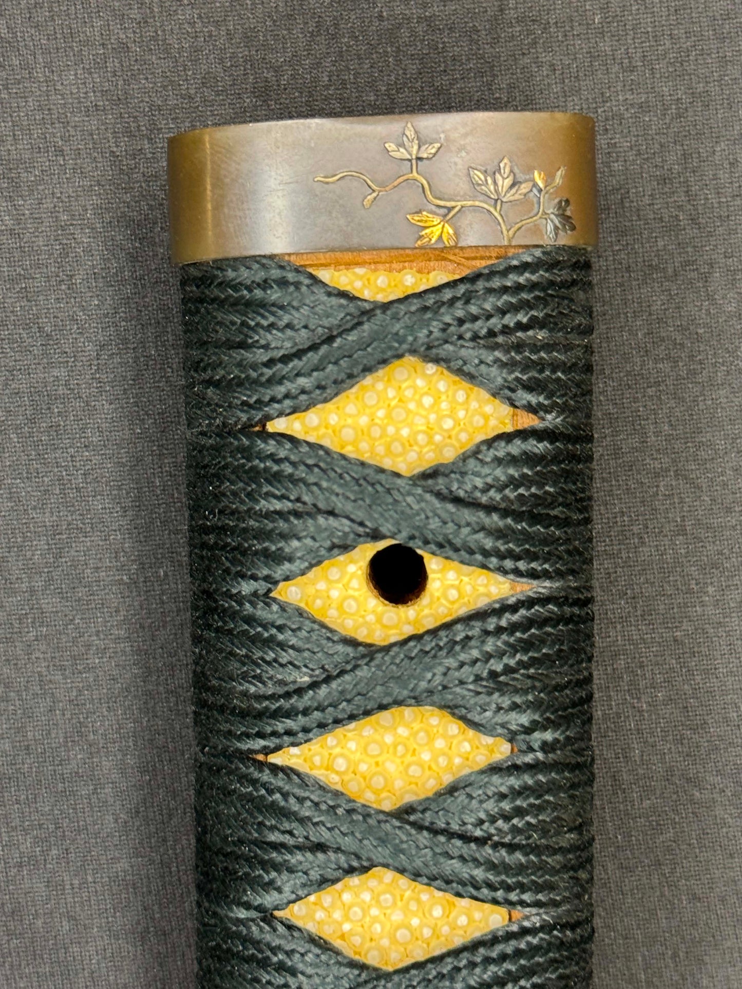 Antique Nihonto - Edo Period (150-200 years old) Katana in Handachi Koshirae, signed Joshu Mito Ju Kanekuni Saku, Three NBTHK certifications
