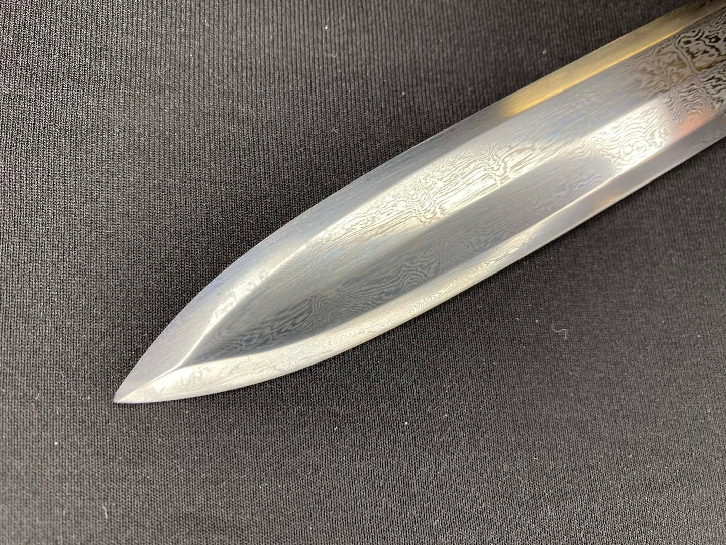 Phoenix Armory Qing Jian - Imperial Dragon -  four-face Damascus, Brass fittings