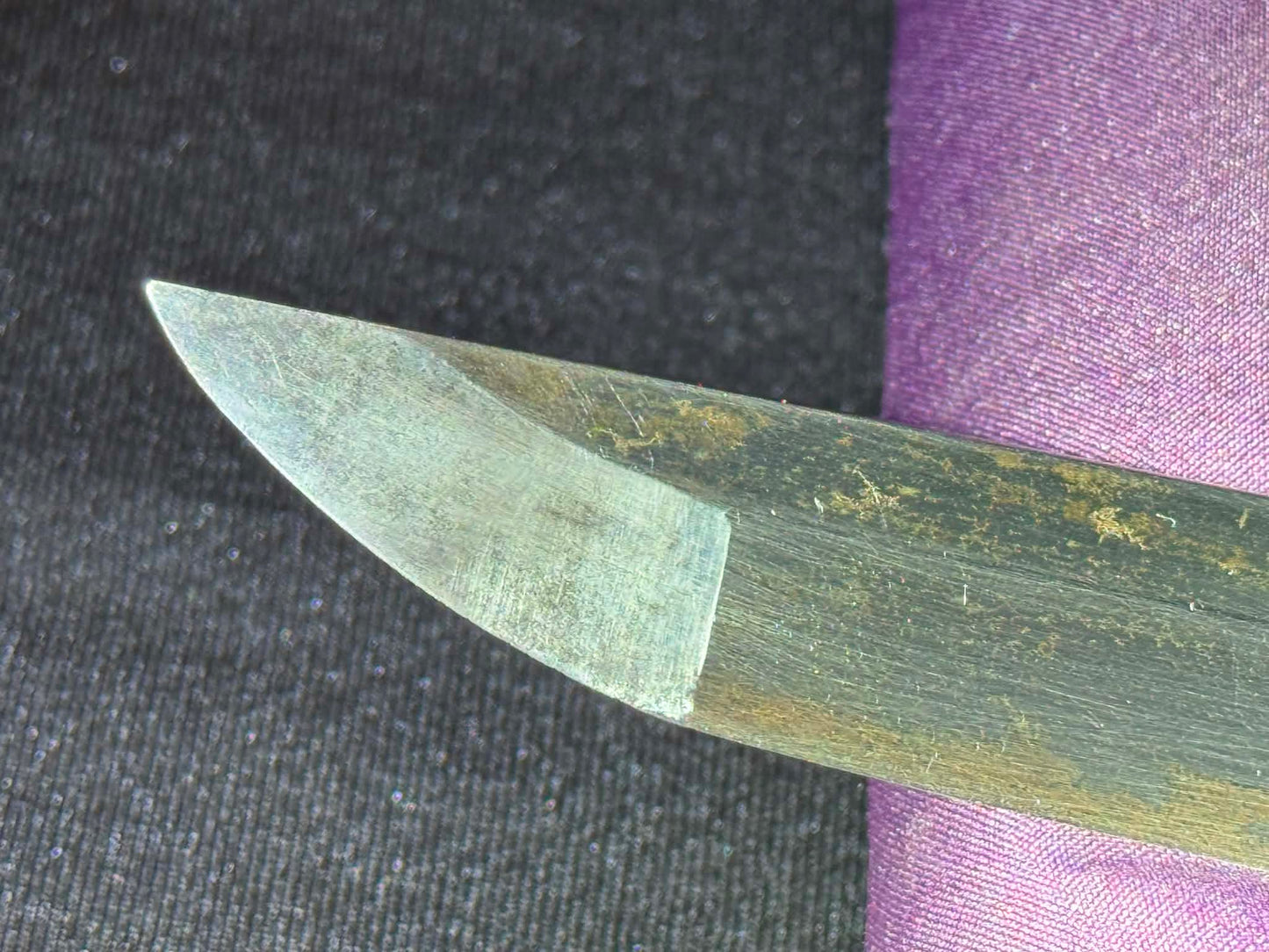 Antique Nihonto - Early Muromachi (600 years old) Katana in Handachi Koshirae