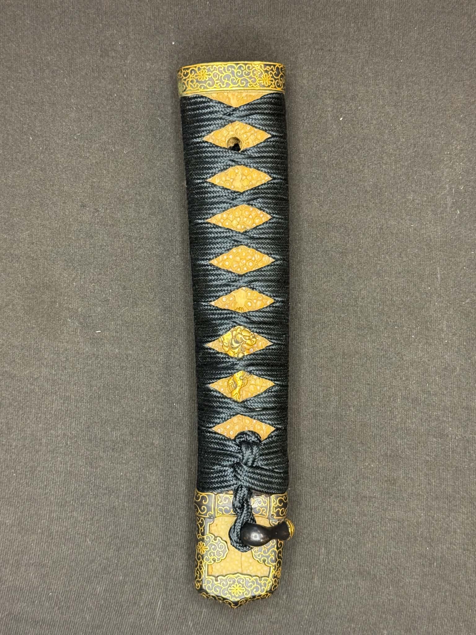 Antique Nihonto - Daishou Katana (NBTHK attributed to Fujiwara Takada) and Wakizashi (NBTHK attributed to Echizen Seki) in Handachi Koshirae
