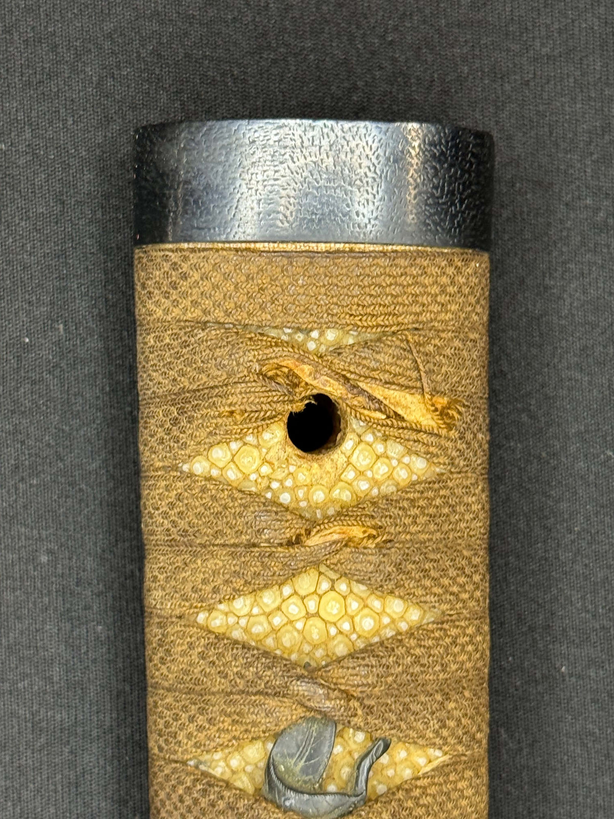 Antique Nihonto - Mid-Edo Wakizashi with Koshirae, signed Etchu no Kami Kanekuni, NBTHK certified