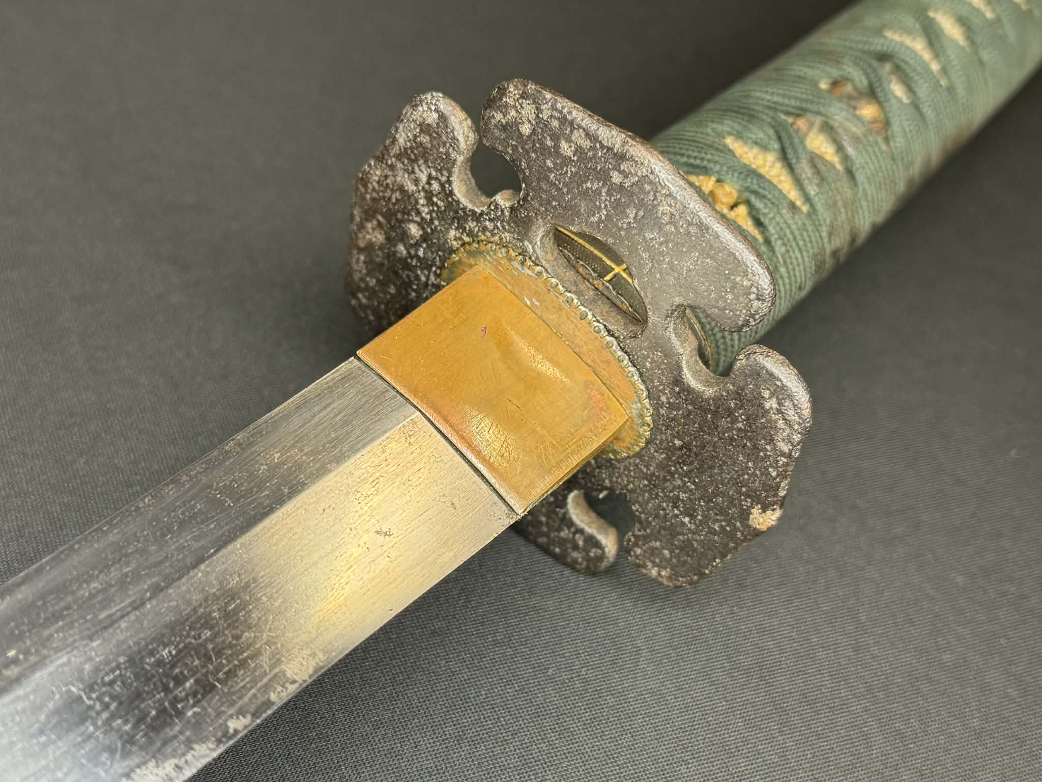 Antique Nihonto - Katana in Koshirae, signed Bishu Osafune Sukesada, Dated Eiroku October 8 (1567) (not verified)
