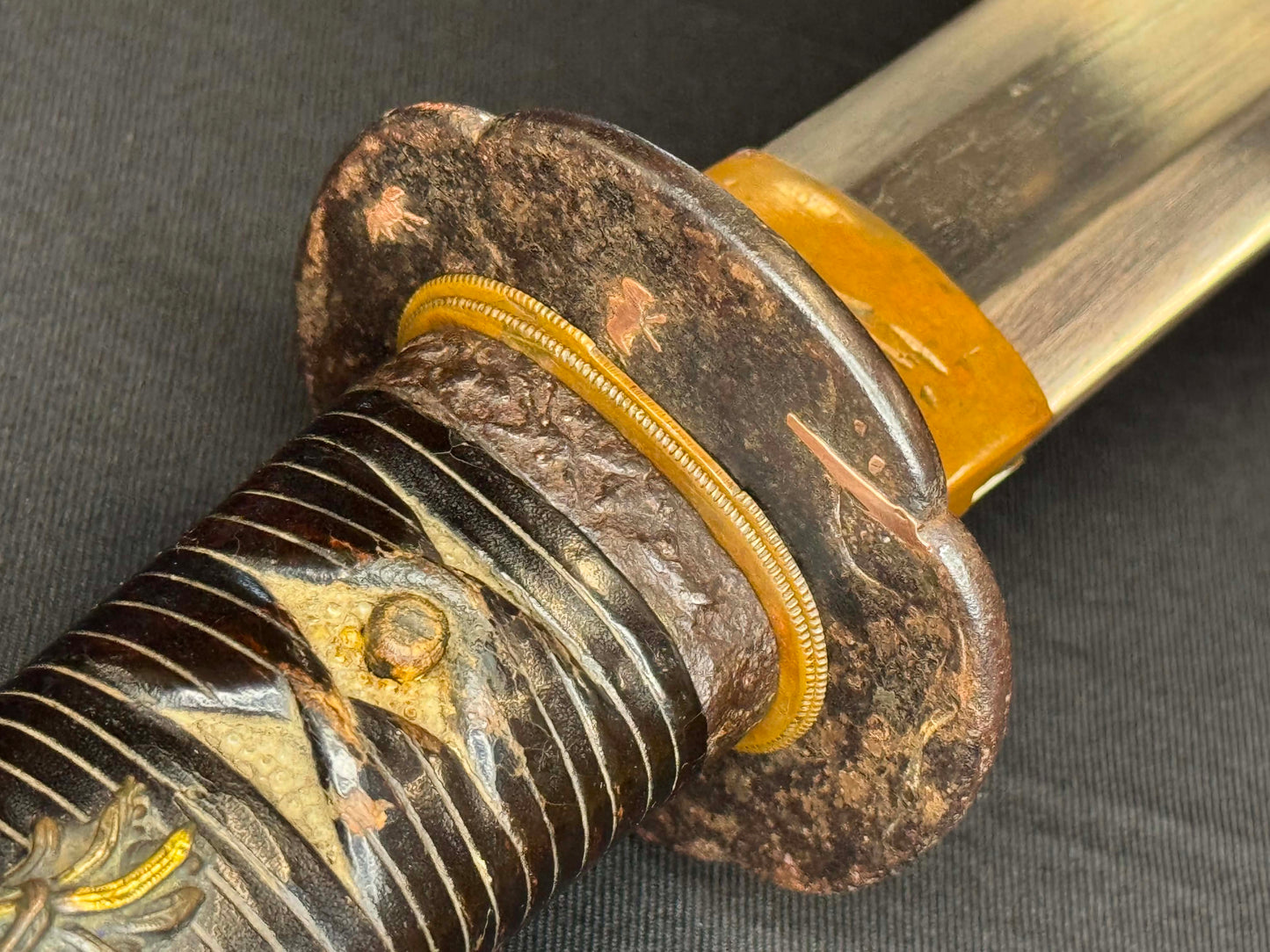 Antique Nihonto - WIDE Naginata Naoshi Wakizashi in Koshirae, signed Chikushu Ju Sa (unverified)
