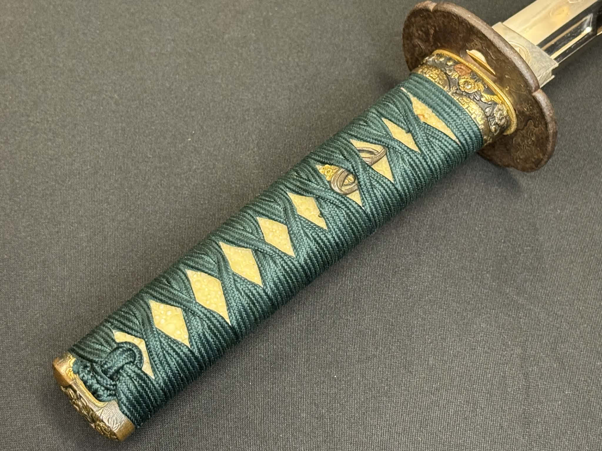 Antique Nihonto - Wakizashi in Koshirae - NBTHK attributed to Fuyuhiro