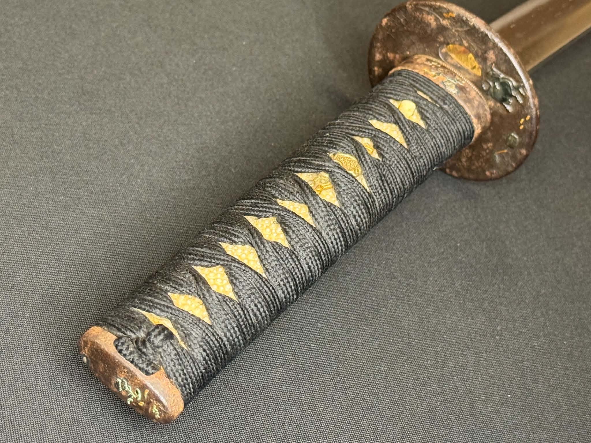 Antique Nihonto - Wakizashi in bull Koshirae