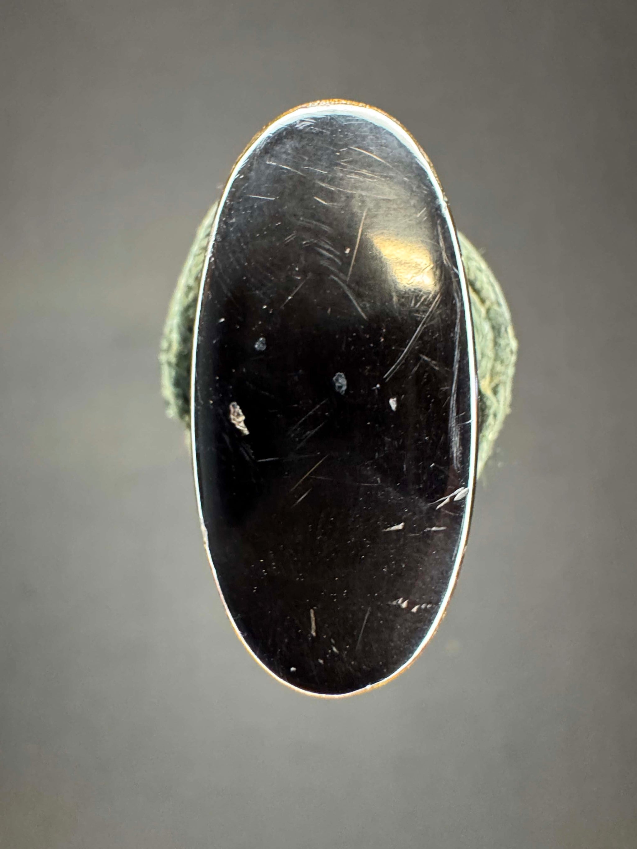 Antique Nihonto - Muromachi (5-600 years old) LONG Katana in Koshirae, NBTHK attributed to Kashu Yukimitsu